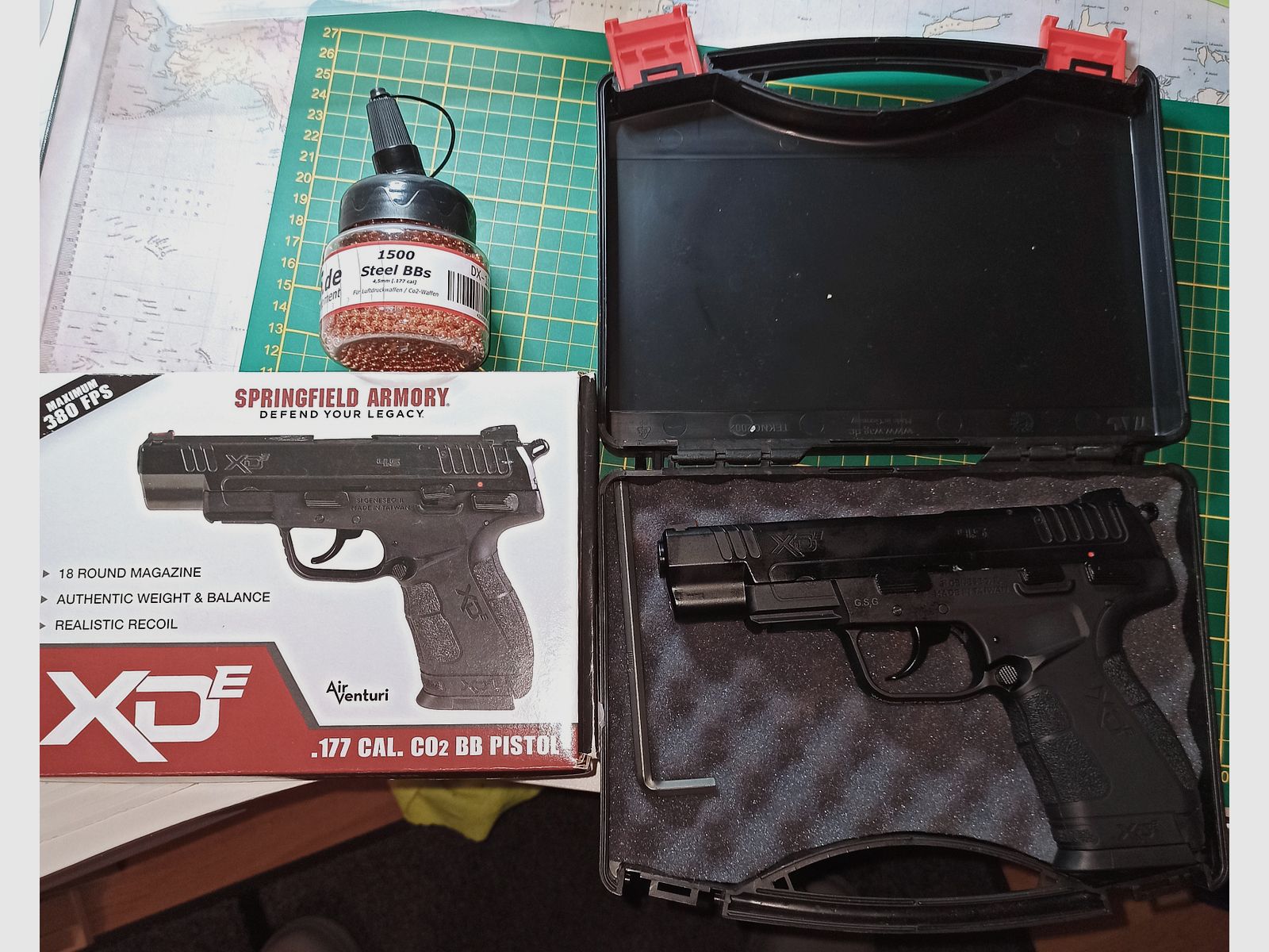 Springfield Amory XDe .177 Kal. Stahl-BB's 4,5mm CO2-Antrieb