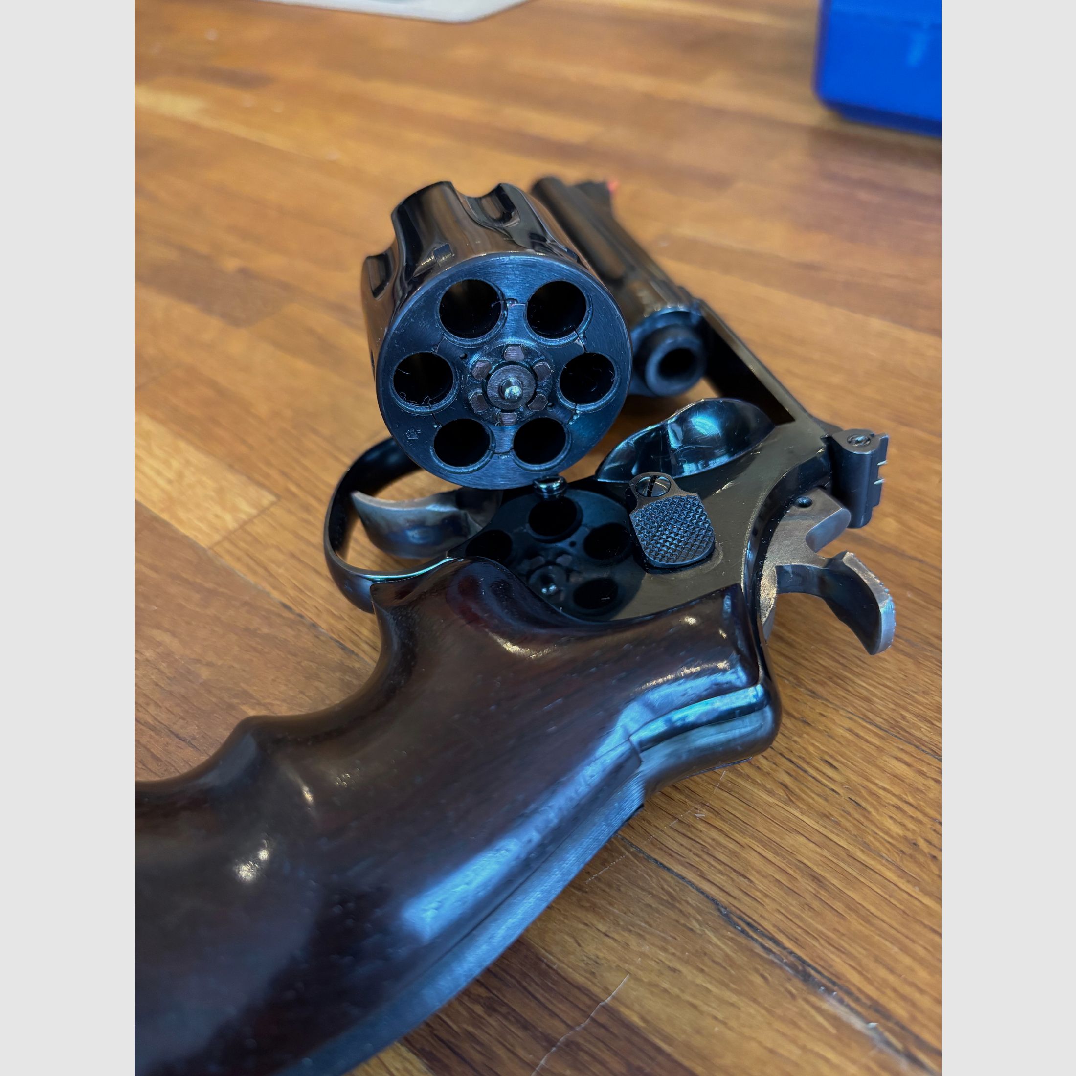 Smith & Wessen Revolver M 27/2