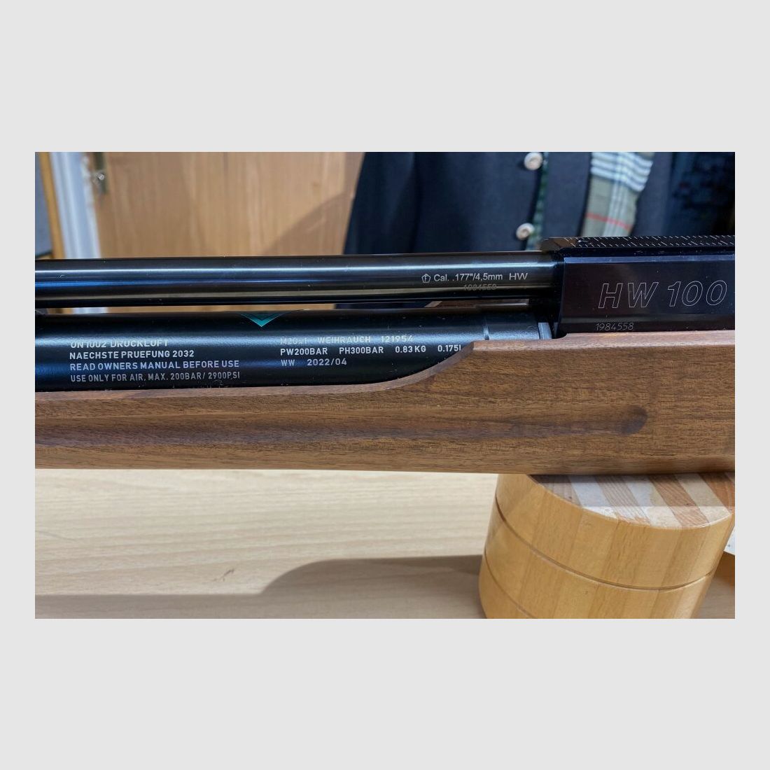 Weihrauch HW 100 Pressluftgewehr mit div. Zubehör