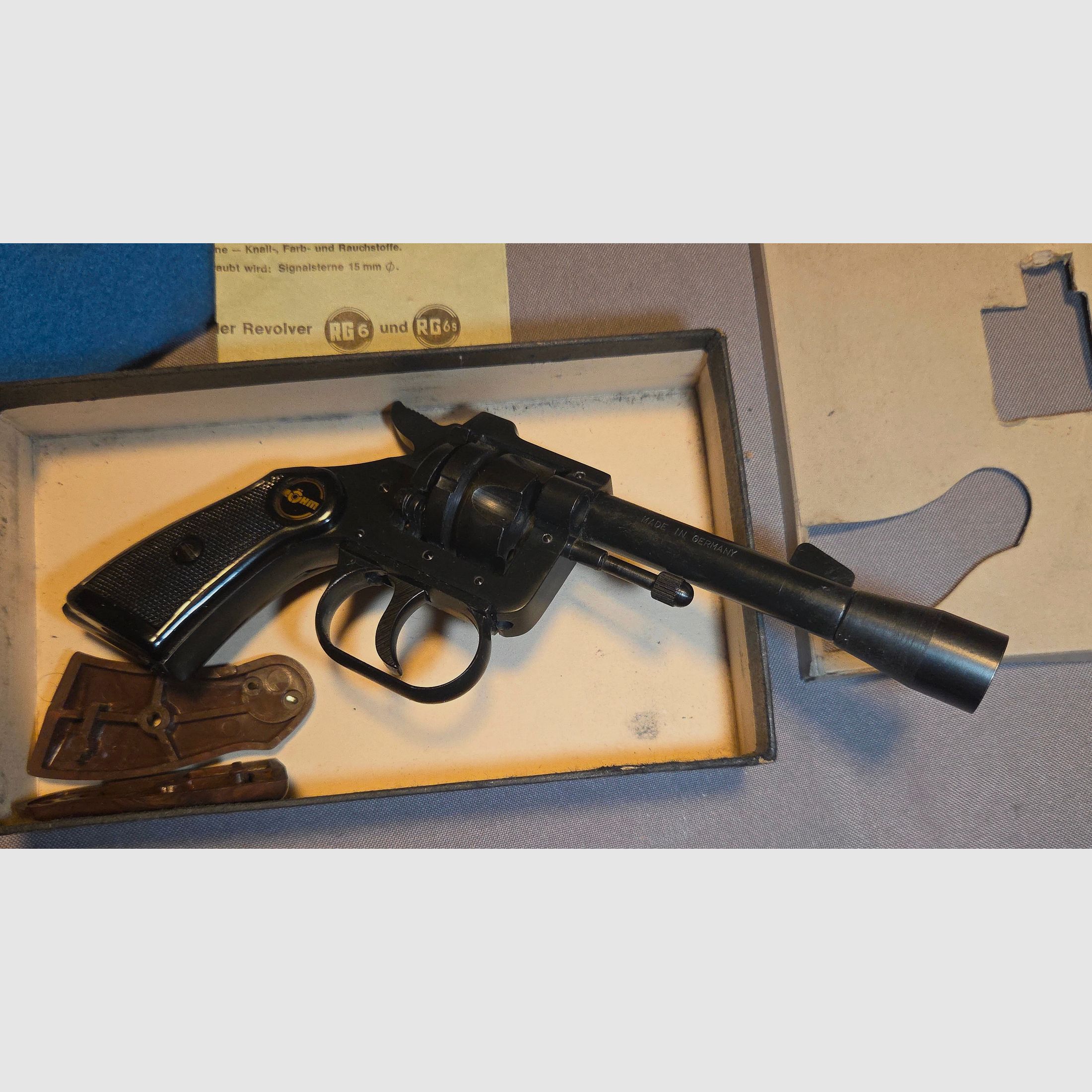 Röhm RG 6 Cal ,6mmk ,watch old about 50 years collector pieces very rare to get, free from 18 years