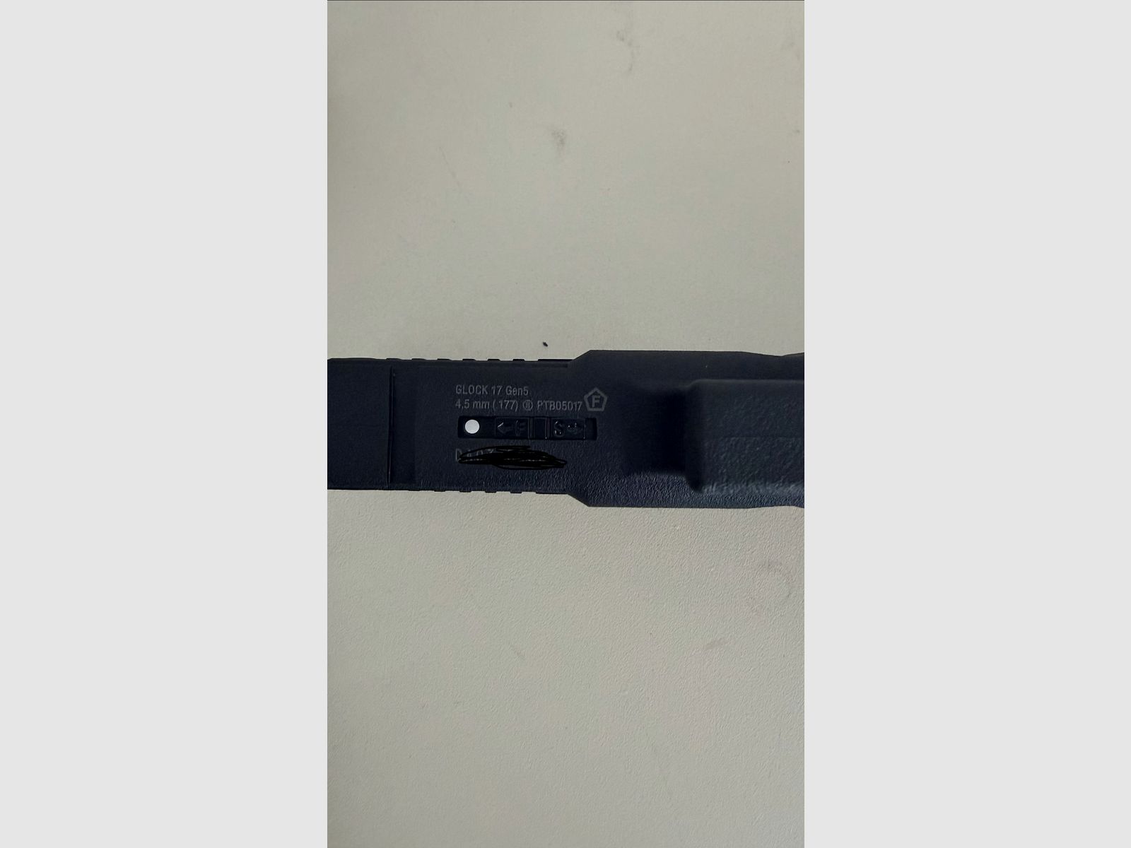 Umarex Glock 17 Gen5 CO₂ 4,5 mm BB Blowback – Comme neuf + OVP + Facture + 8 CO₂ + BBs