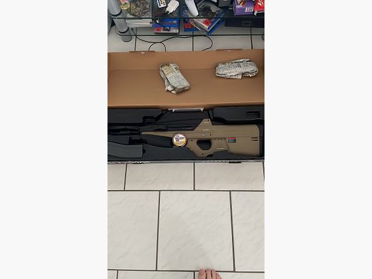 Fn f2000
