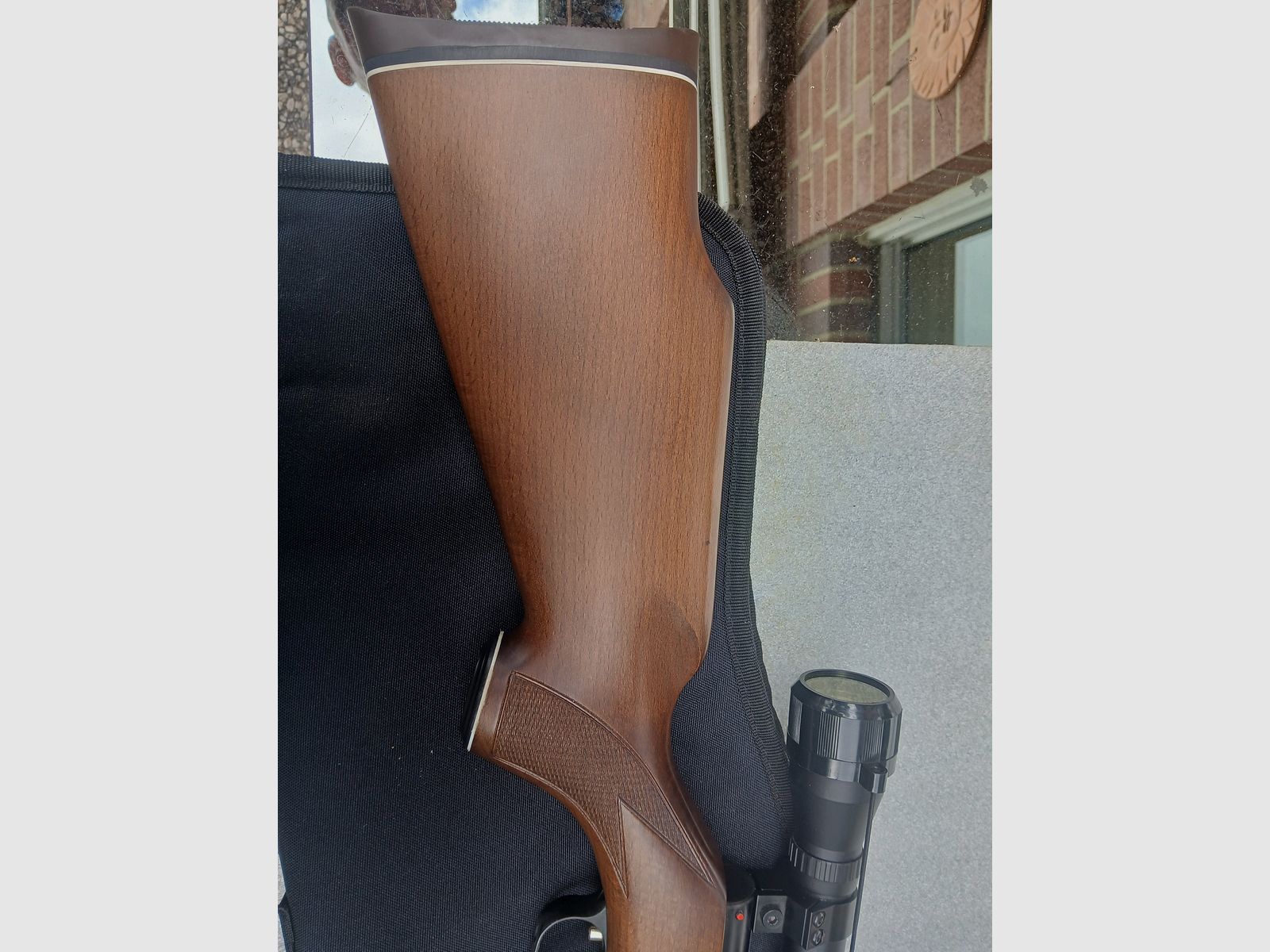 Karabin pneumatyczny Weihrauch HW77