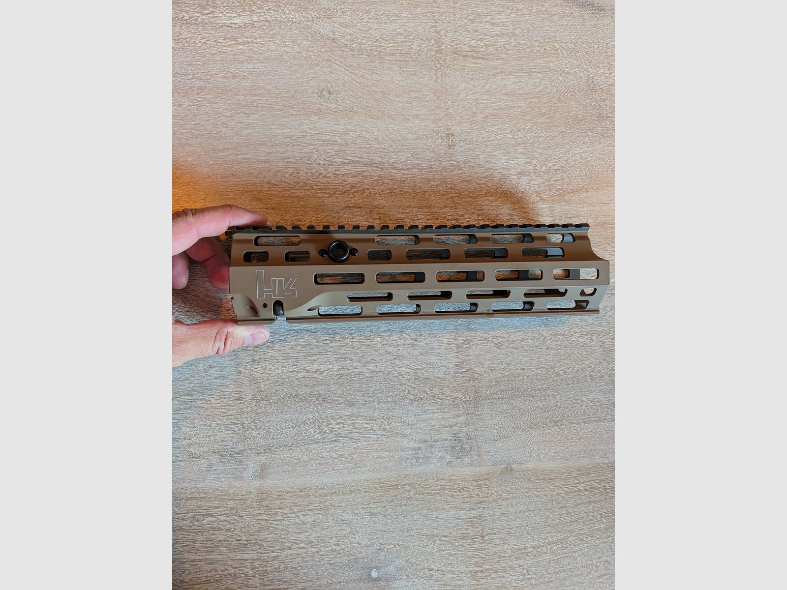 Heckler & Koch M-LOK handguard z szybkim mocowaniem do MR223 FDE, do lufy 11"/14,5"/16,5" (krótki handguard)