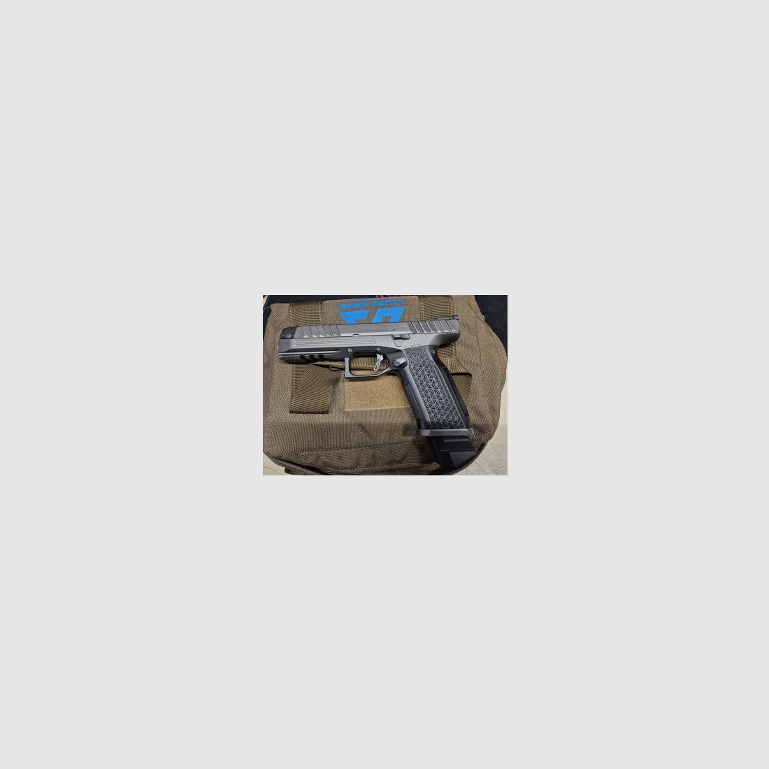 LAUGO ARMS Alien Creator Evolution - Standard Kit - Grey/Black 9mm Luger