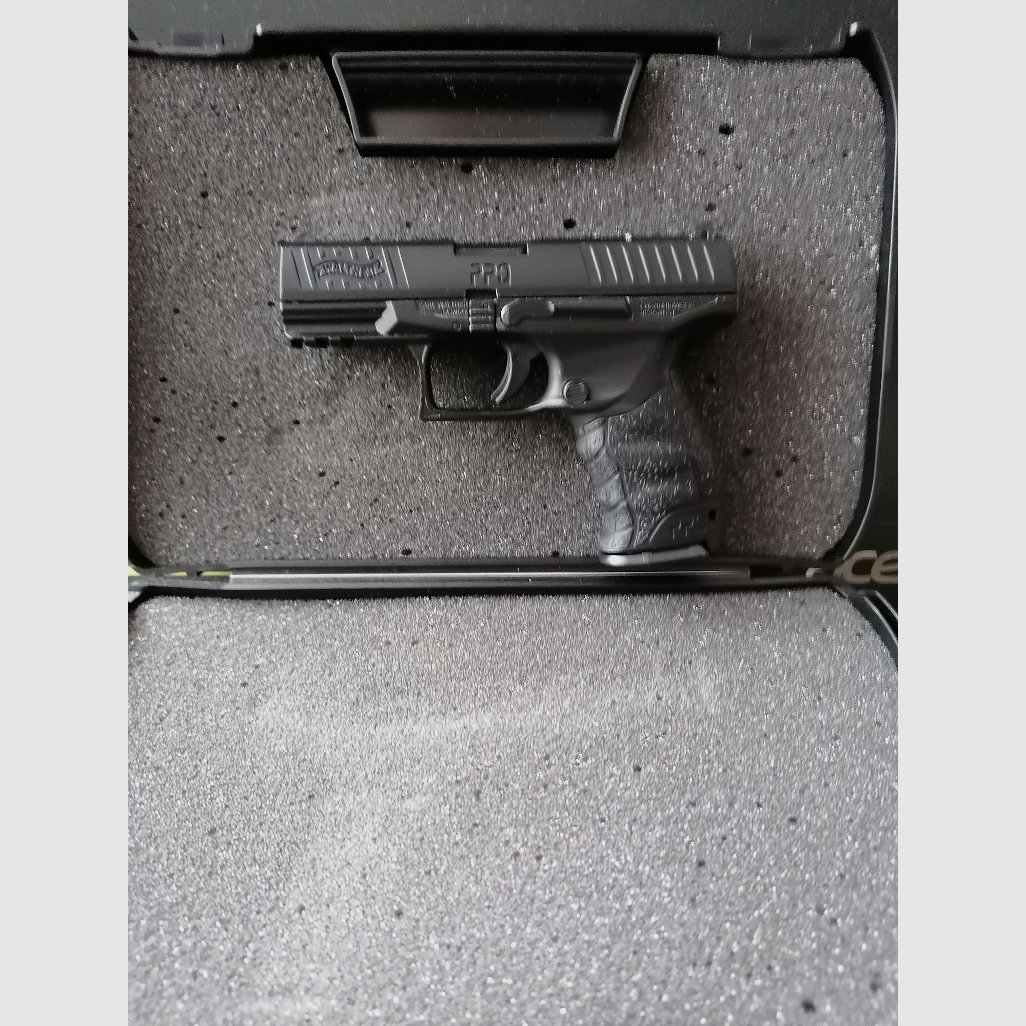 Miniature model Walther PPQ M2 - scale 1:2