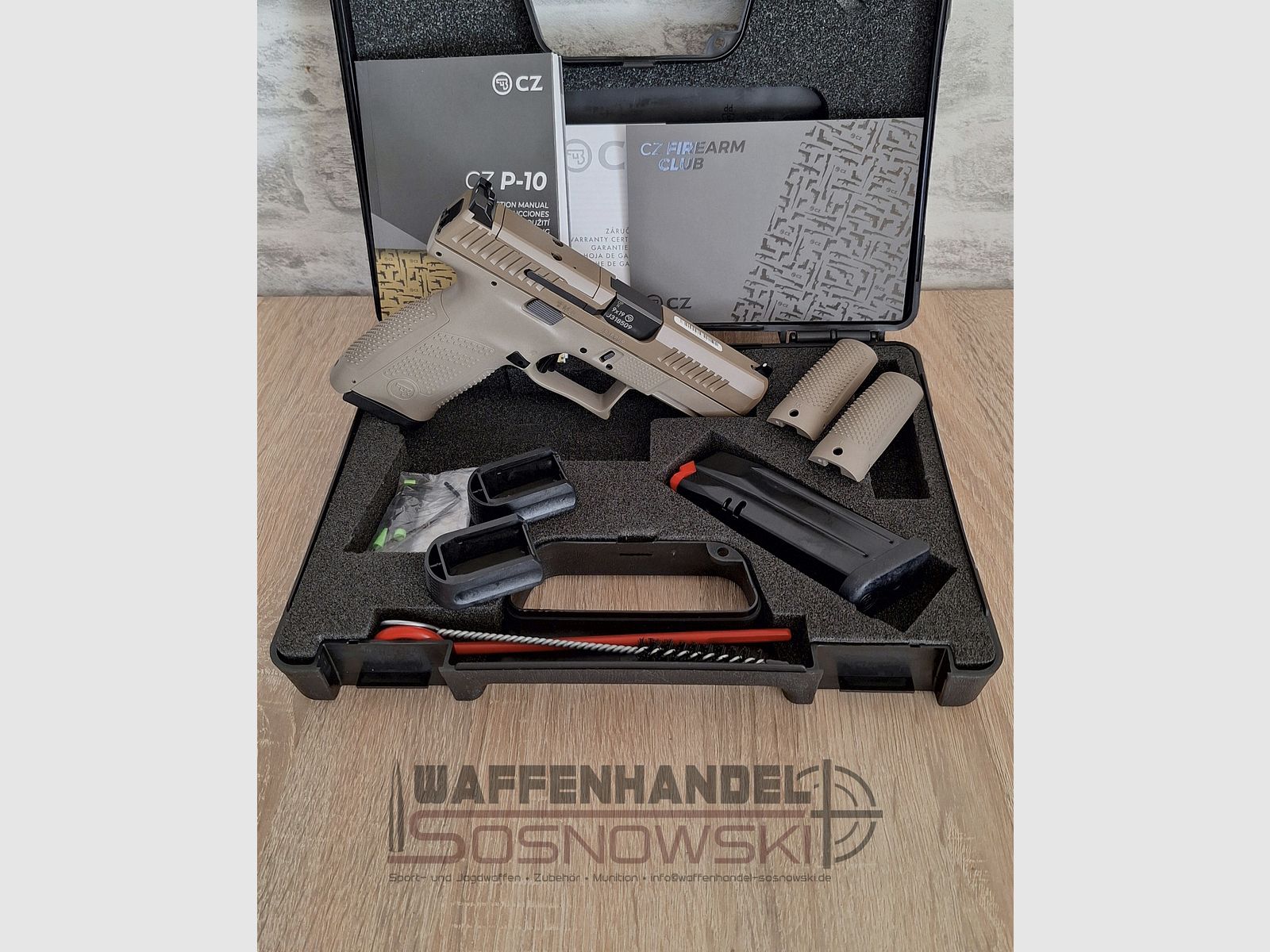 Pistole CZ P-10 C OR FDE 9mm Luger 