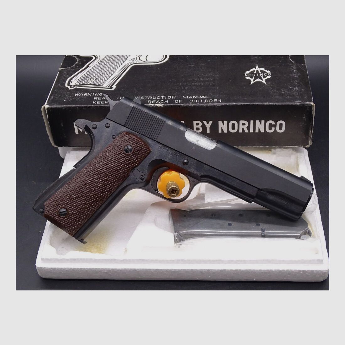 Norinco 1911 A1 kaliber .45 Auto 5" tylko 10 strzałów oddanych rok 1996 1911 A1, zdjęcie 1 z 4