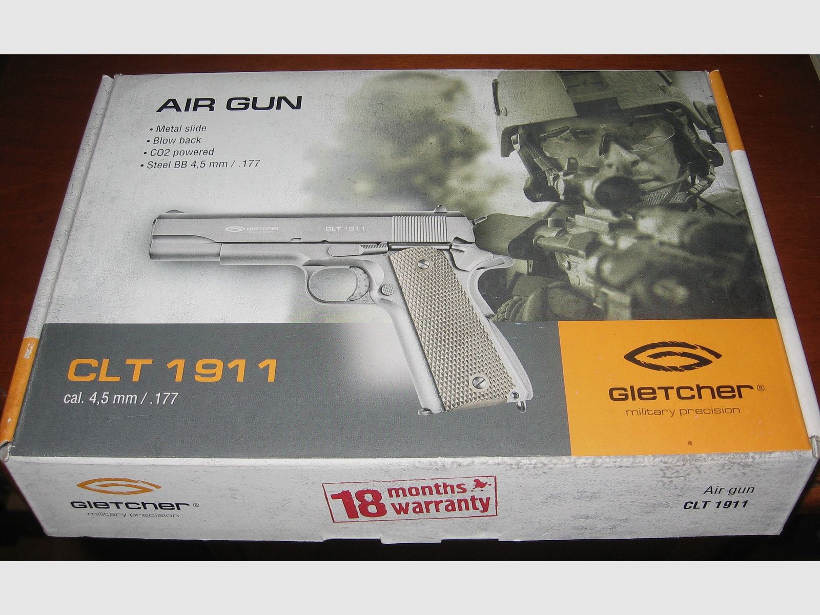 Legendäre CLT 1911 (Übungspistole, da Gewicht wie Original)