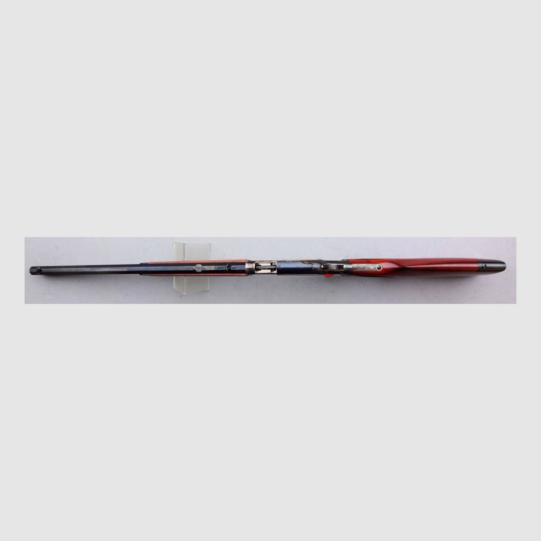 UBERTI ITALY UBERTI Typ Winchester 1873 Specjalna Strzelba Sportowa 24 1/4" / 8-kątna