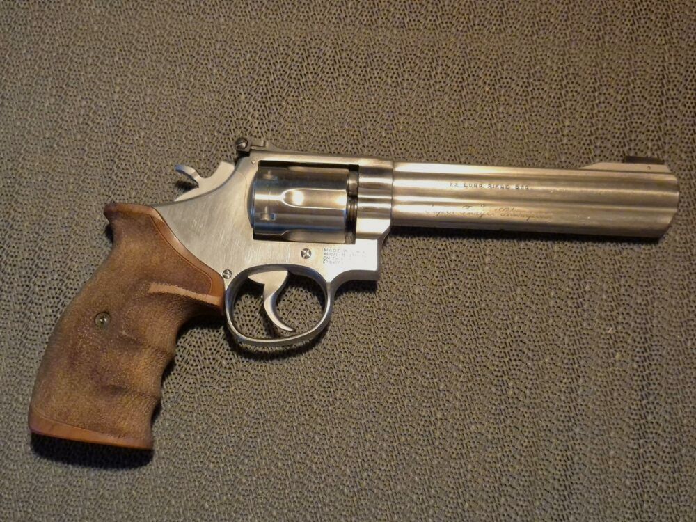 S&W 617-2