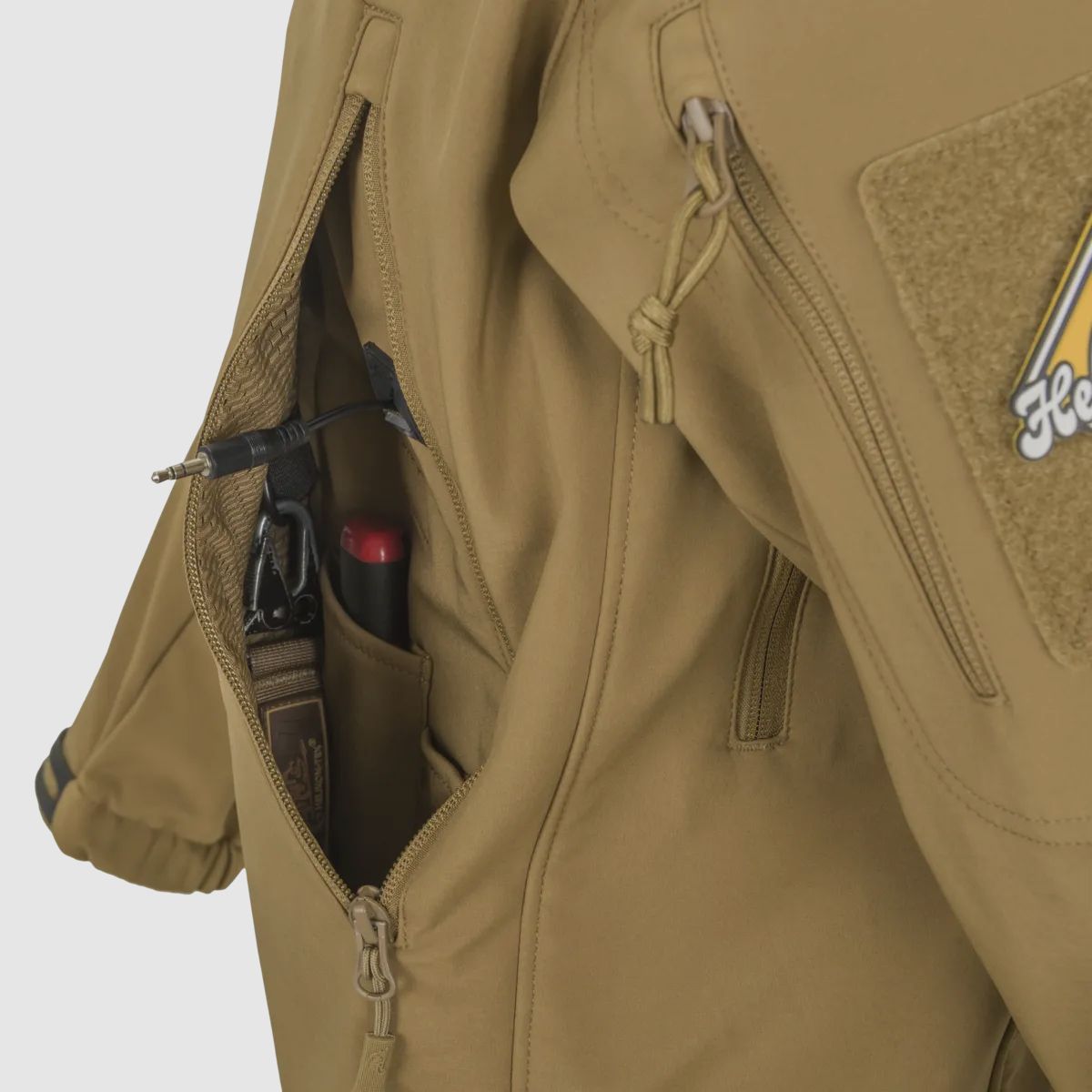 GUNFIGHTER-jas – Shark Skin Windblocker (Olijfgroen) – Helikon-Tex, afbeelding 3 van 17