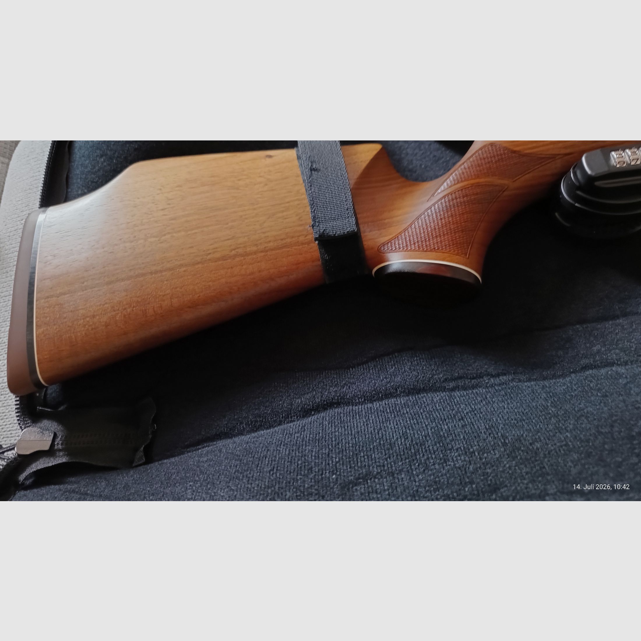 Weihrauch HW100 Hawke Sidewinder 8-32x56