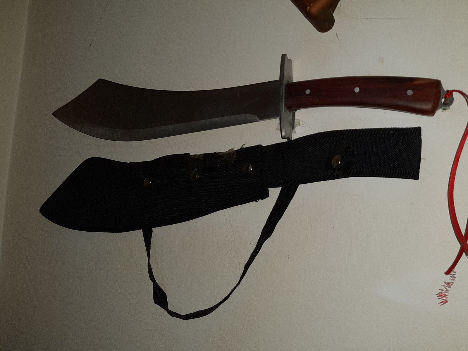 MACHETE,  über 40 Jahre, gestempelt  und ein Chinesisches  DRACHEN  BUSCHMESSER