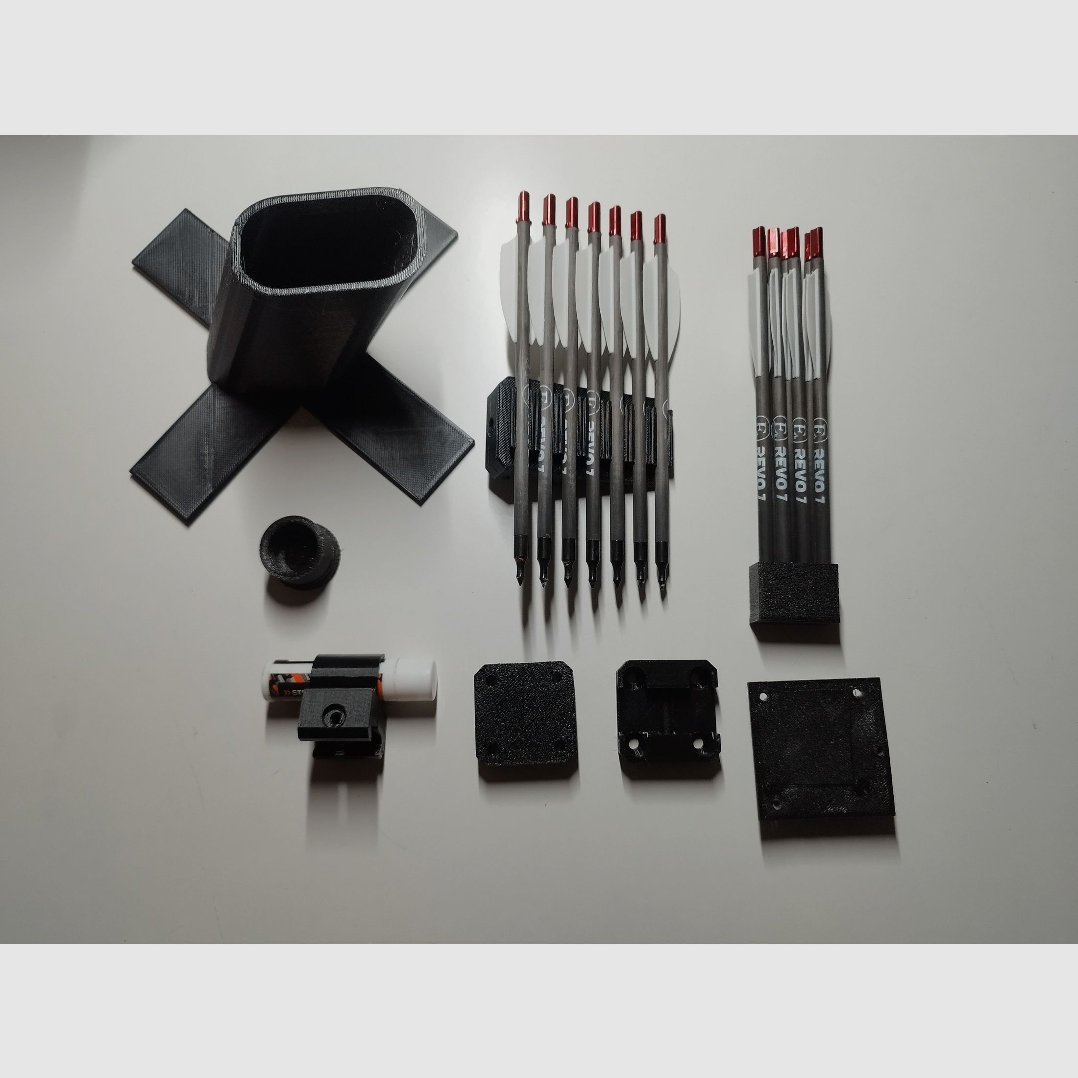 EK Archery Revo 7 12 Zubehör