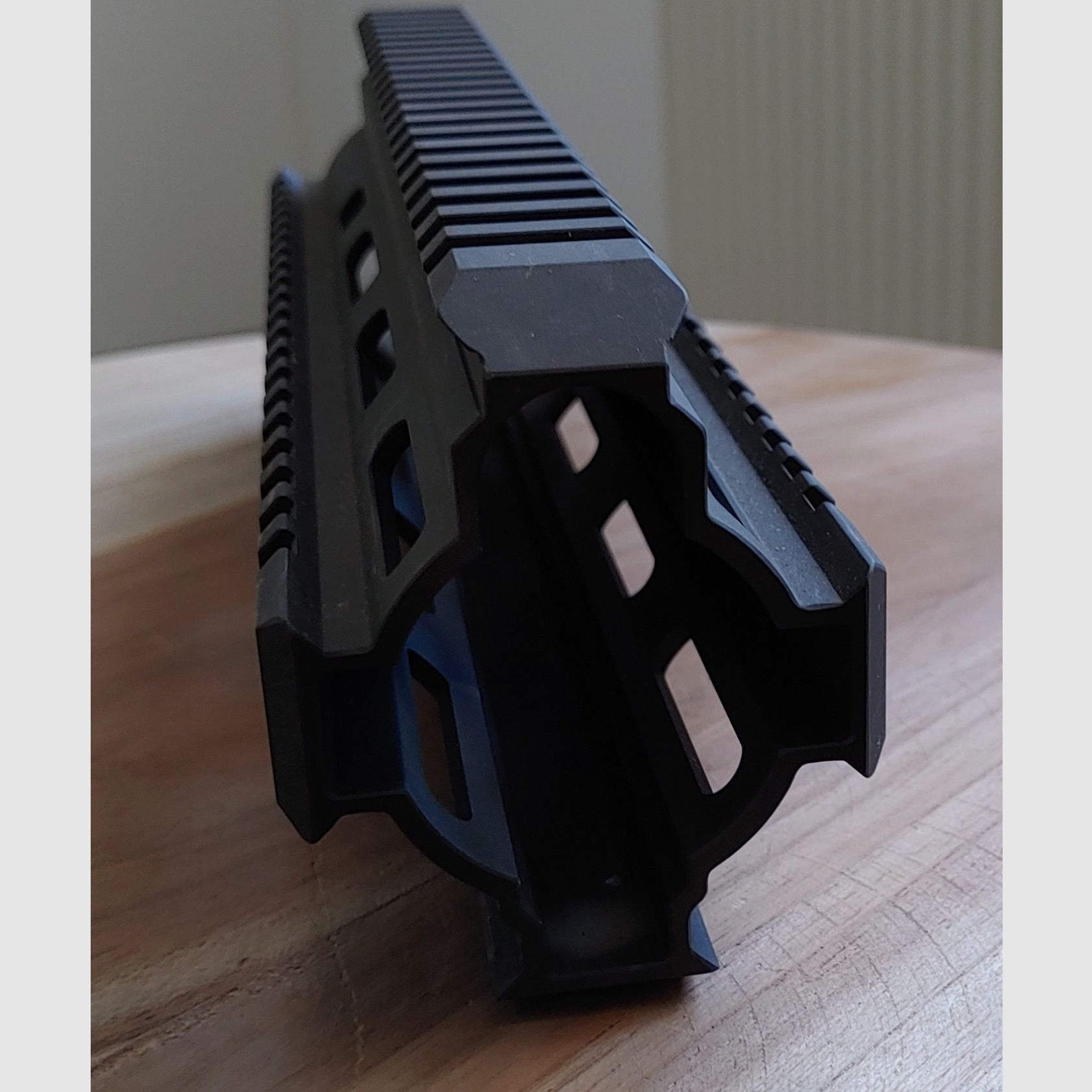 HK MR 223 Handschutz 9 Zoll oliv