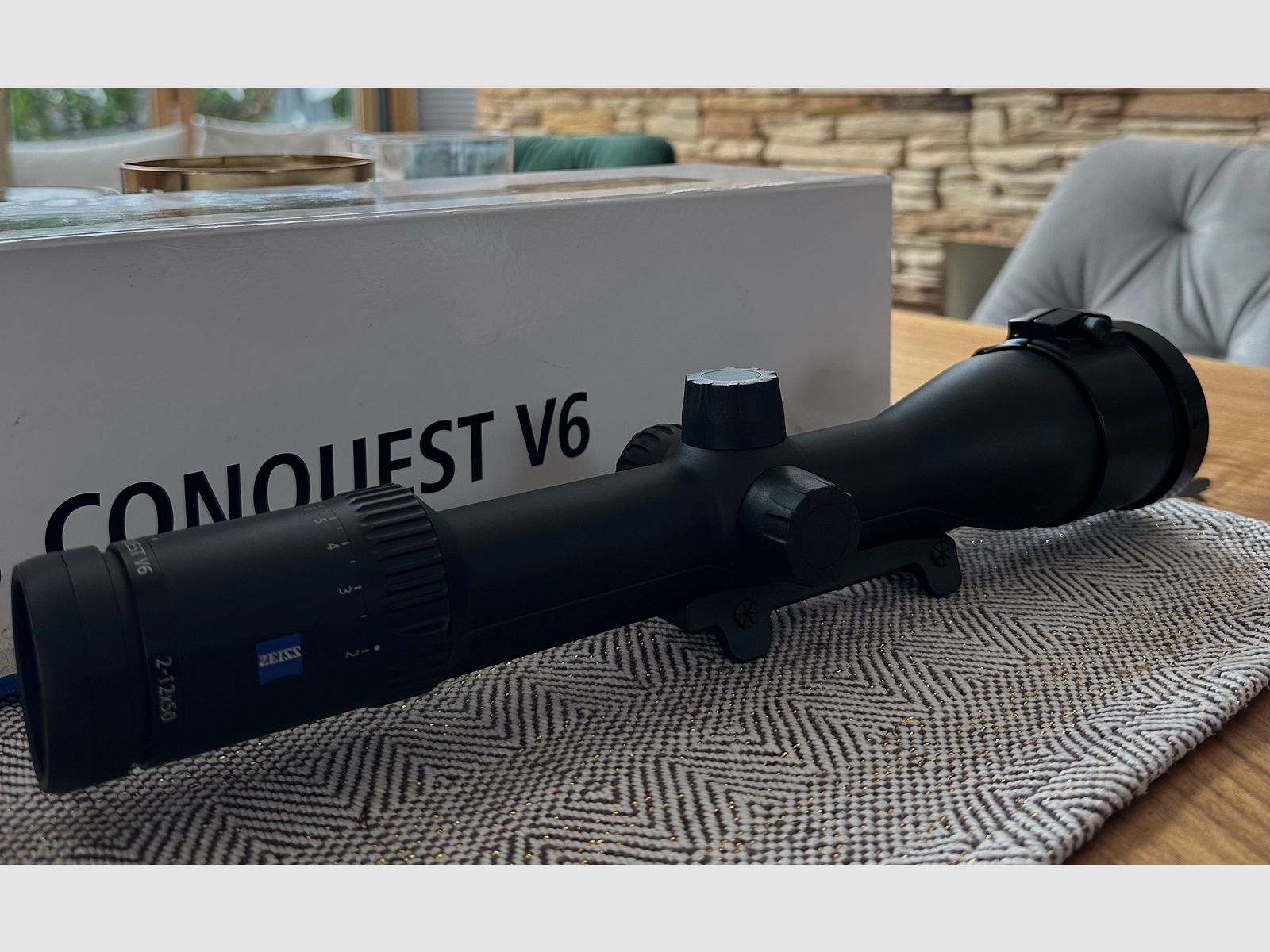 Zeiss Conquest V6 2-12x50 M con guida - come nuovo e ben curato
