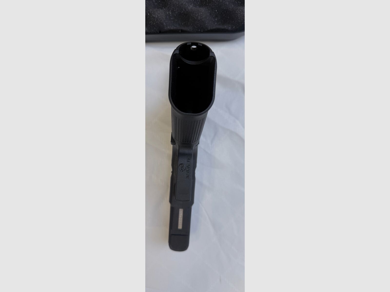 Glock17 gen 5, like-new Glock 17 Gen. 5 (9×19) – fired only once with 17 shots.