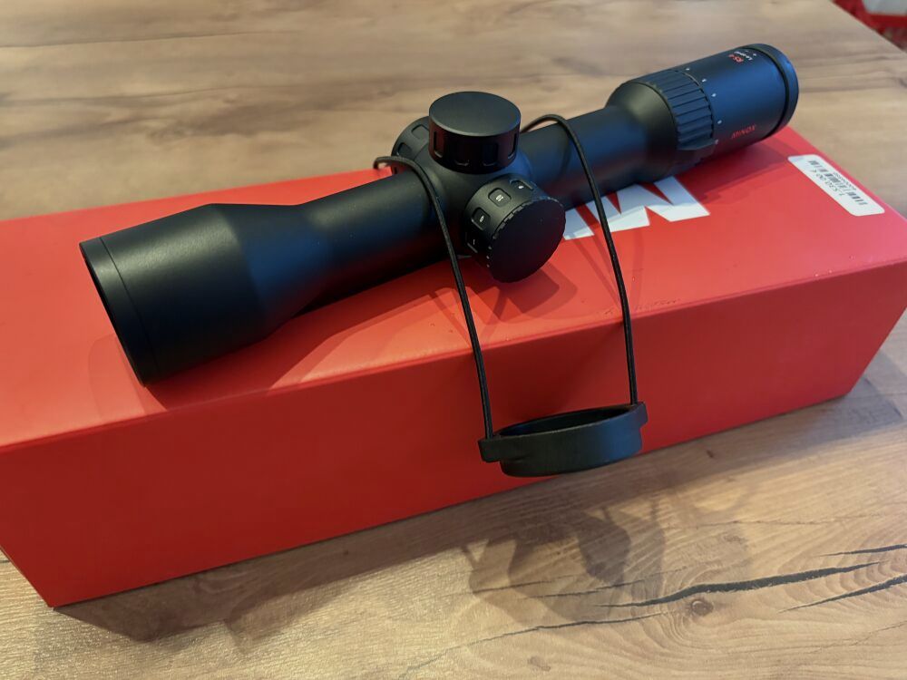 Minox RS-6 S 1,6-10x42 lunette de tir avec rail interne Zeiss
