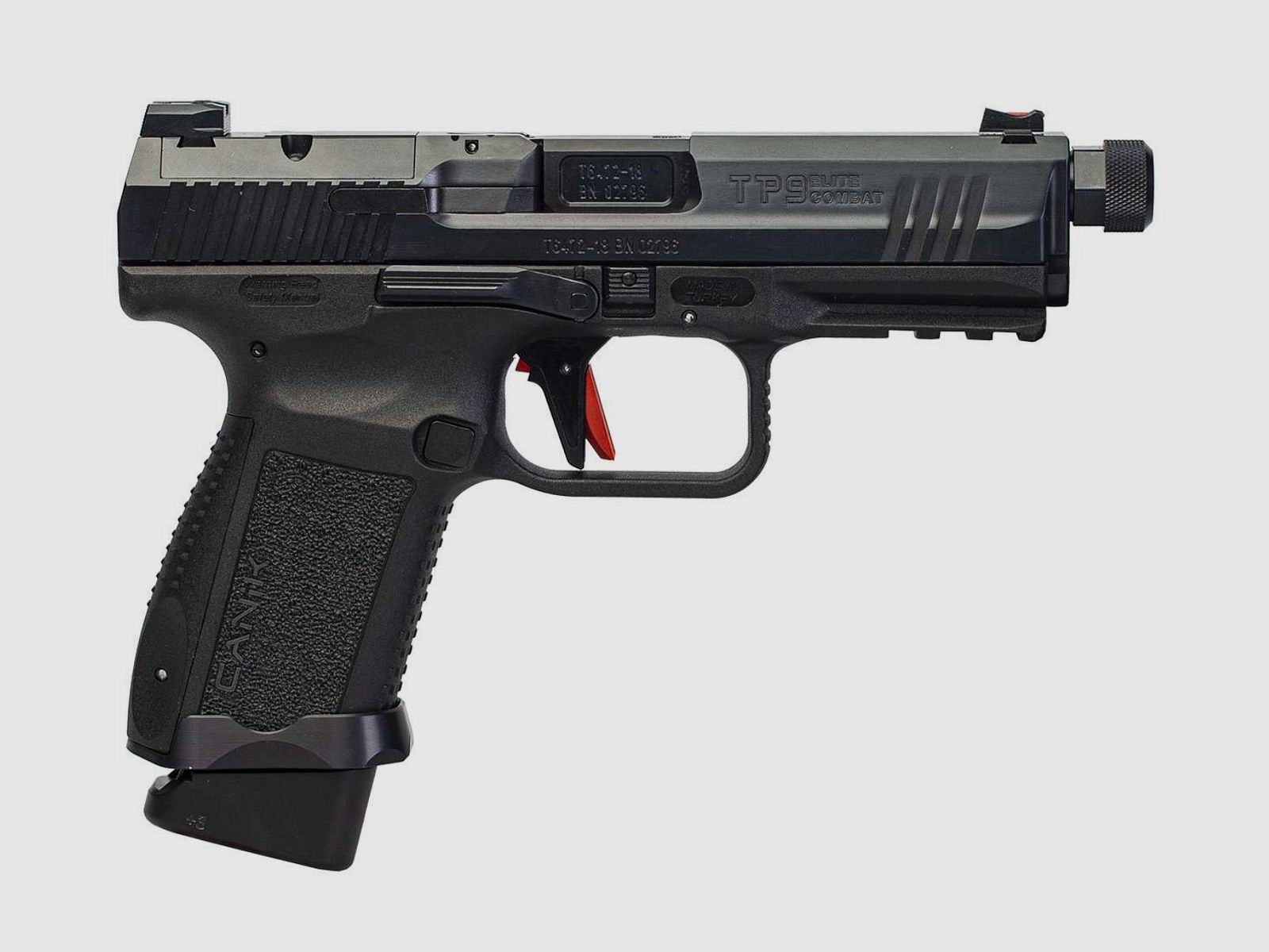 Pistola Canik TP9 Elite Combat nera 9x19 inclusa di accessori