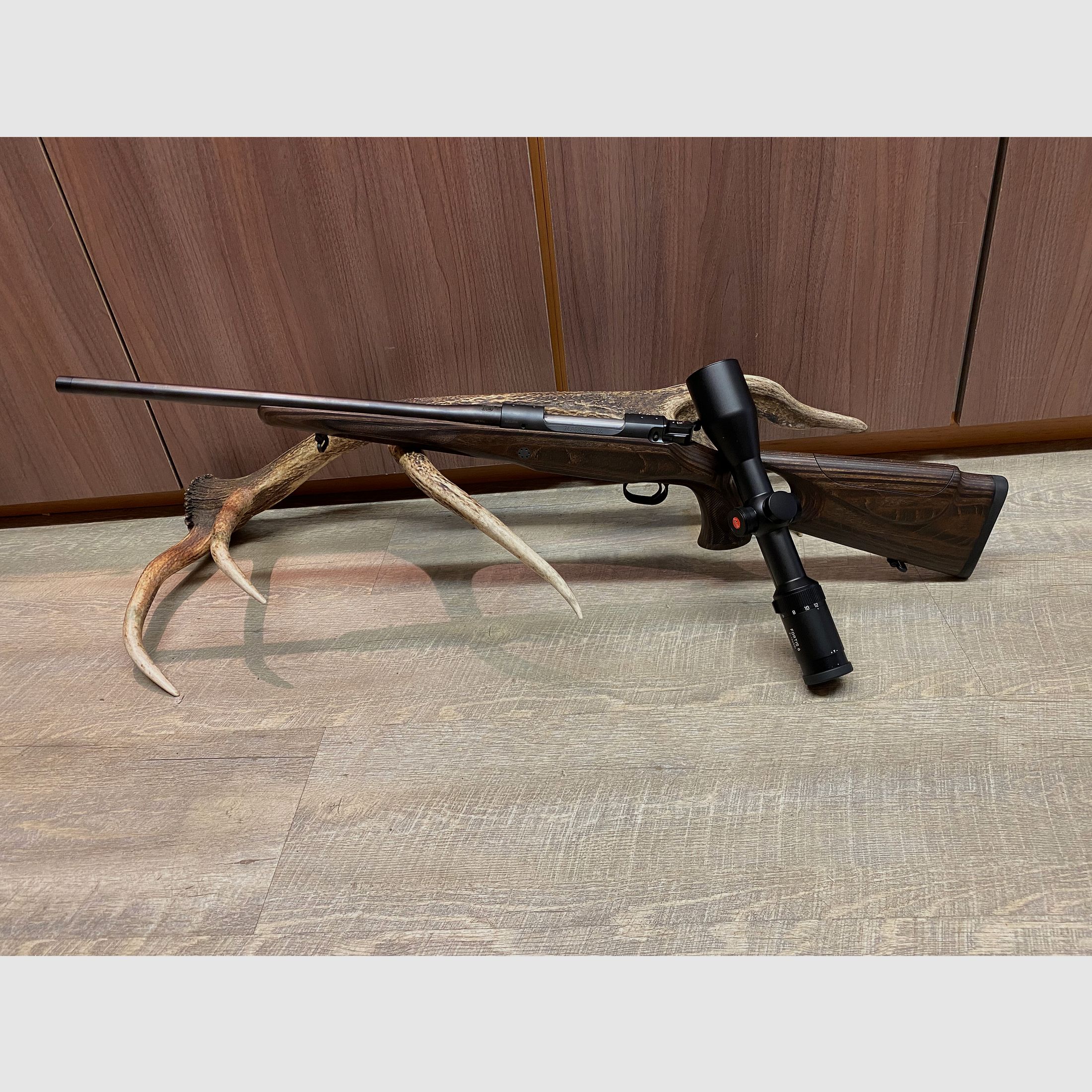 Mauser M12 Big Max, z lunetą Leica Fortis 6 2-12x50 i, bez szyny