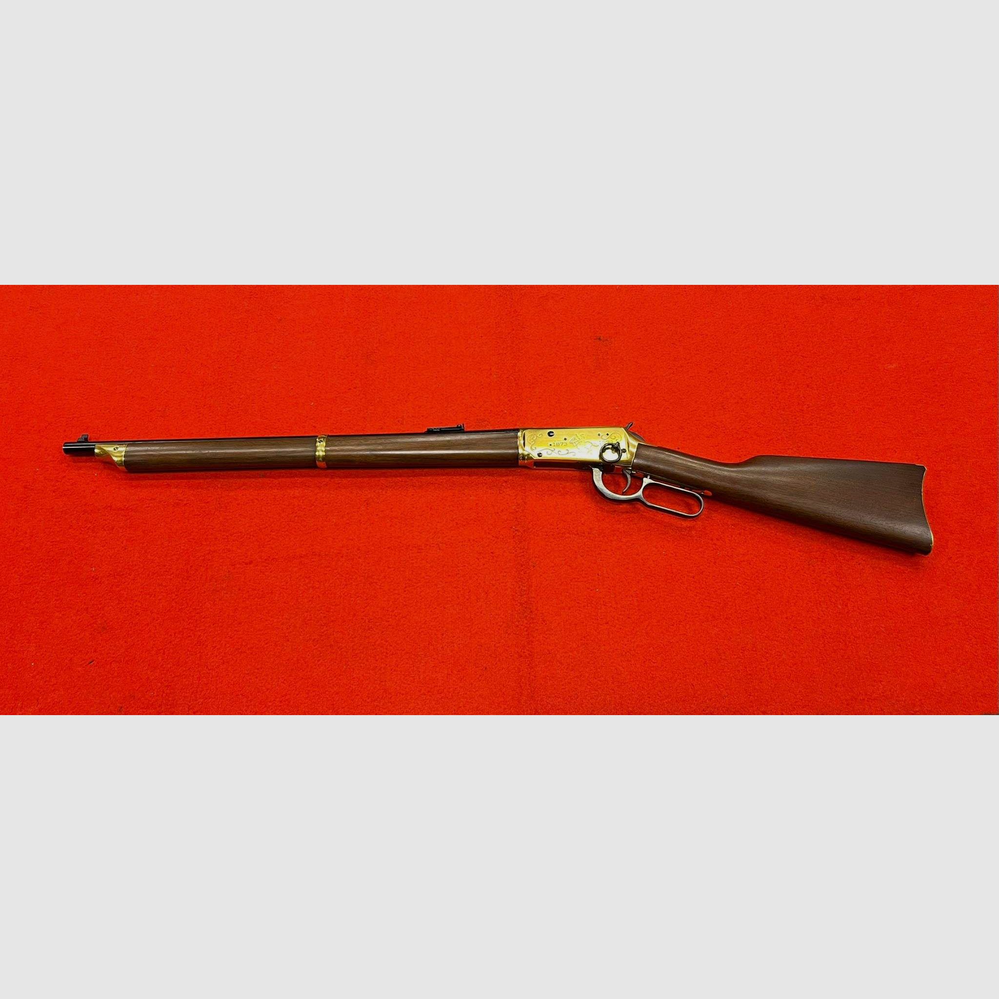 WINCHESTER MODÈLE 94 MUSQUETTE POLICE MONTÉE ROYALE CANADIENNE CALIBRE 30-30 WINCHESTER, image 2 sur 5