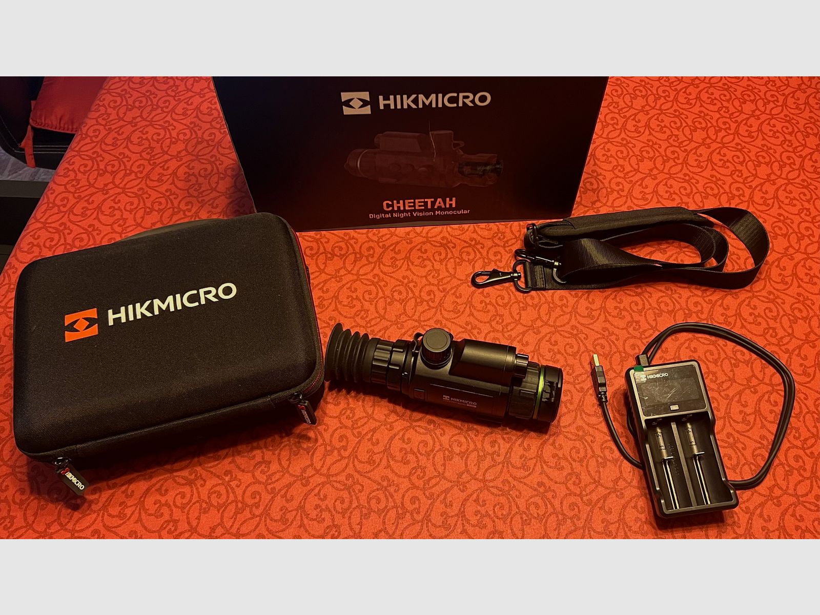 Hikmicro Cheetah Digitales Nachtsichtgerät zum Beobachten C32F  