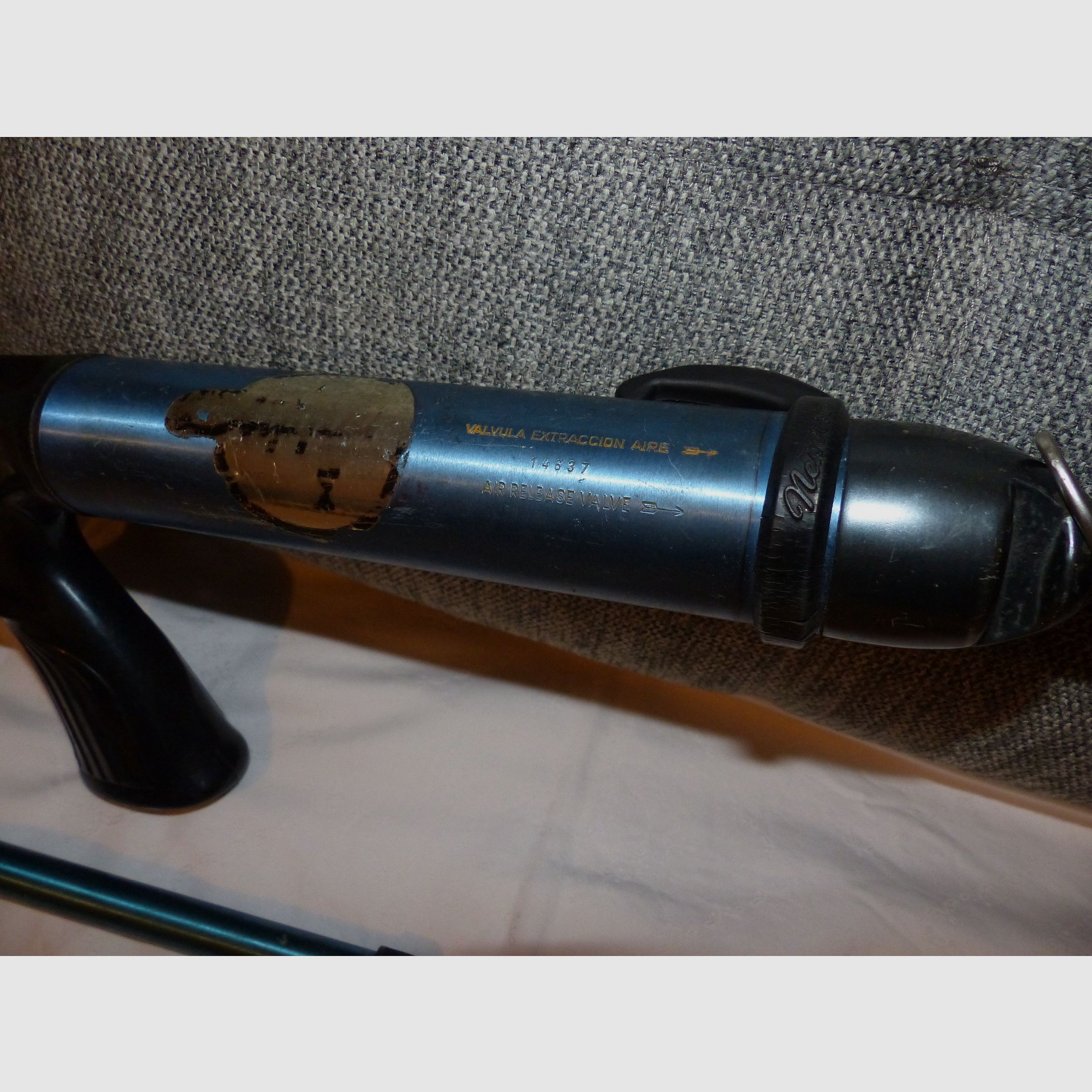 Harpune Speargun Spear Gun Nemrod Clipper mit Speer und Luftpumpe 60er James Bond 007 vintage