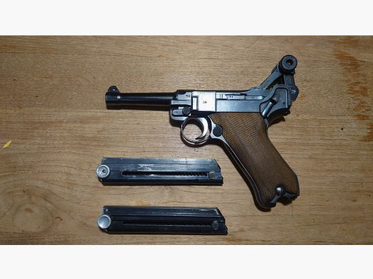 Luger P08 1937 Nummer gleich Platzpatronen
