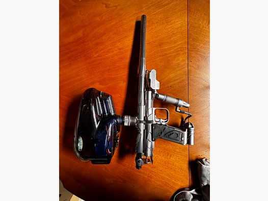 WGP Karnivor Autococker mit Halo B Hopper