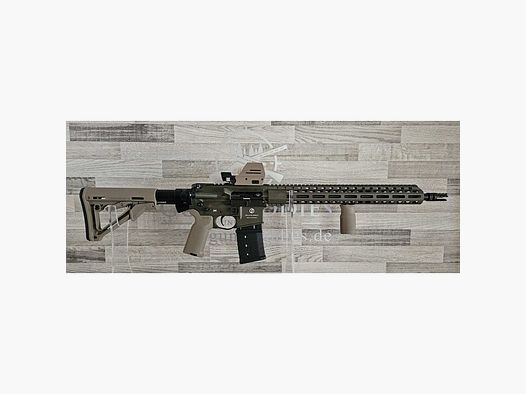Neuware vom Fachhandel - Schmeisser AR15 M5FL Sondermodell MAGPUL 16,75" OD Green .223Rem mit Optik