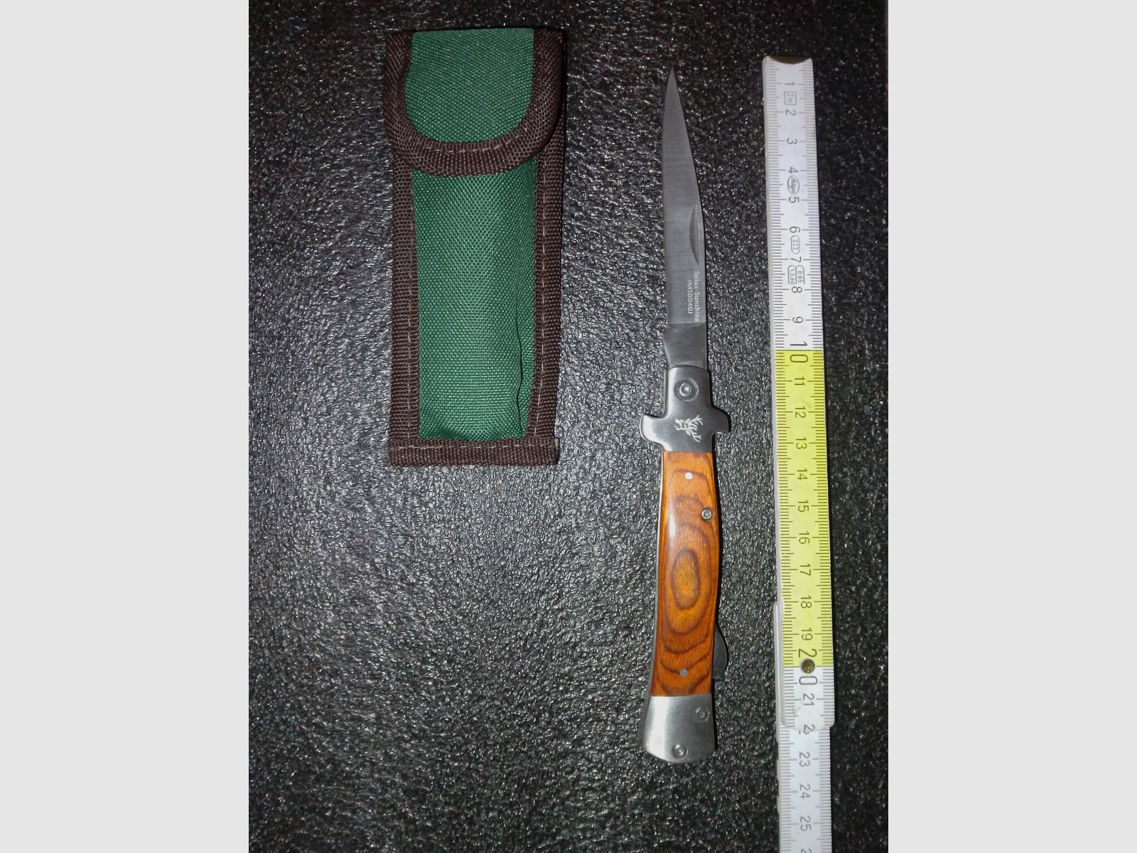 Verschiedene Taschenmesser