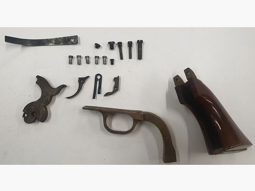 Freier Teilesatz/Parts Kit für Vorderlader Revolver Navy 1851