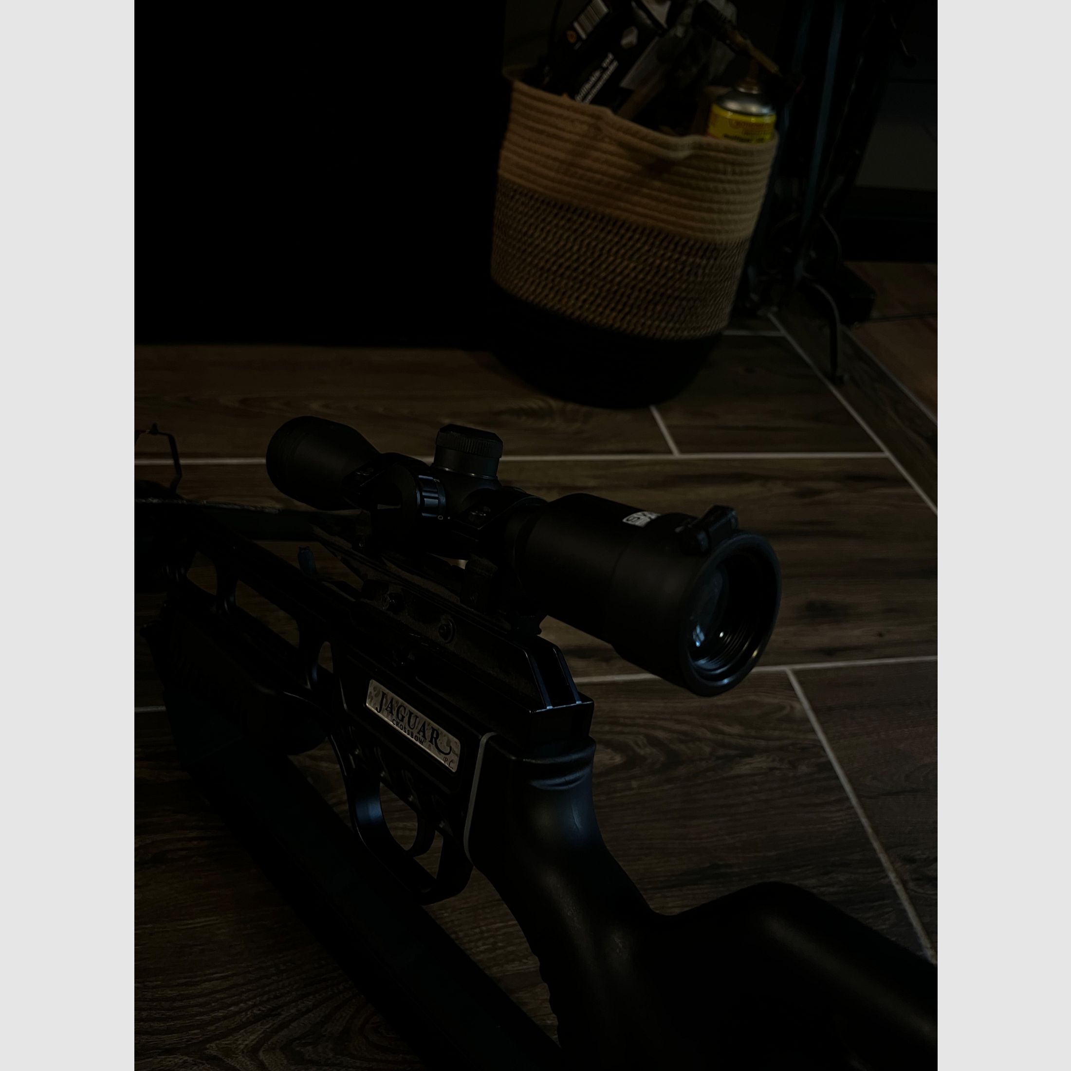 Jaguar Crossbow Armbrust 175 lbs incl. Swiss Arms scope – Top condition, image 5 of 5