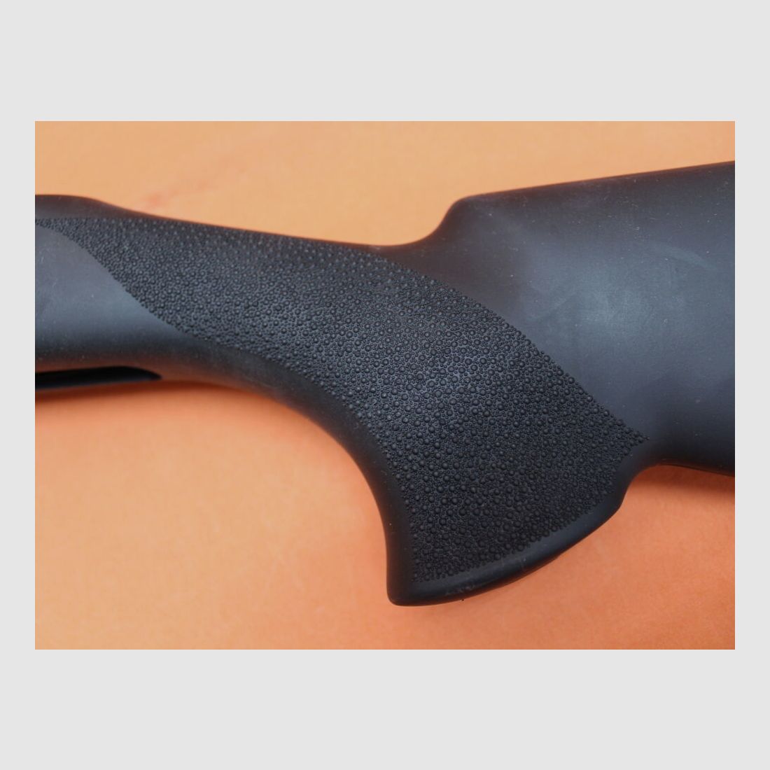 HOGUE Howa 1500 : Hogue Overmolded Schaft schwarz Long Action - Heavy Barrel - Pillar Bed Block