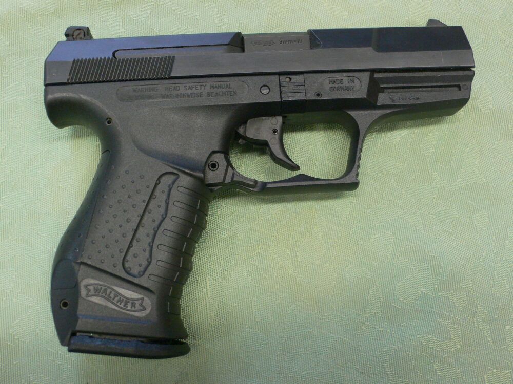 Carl Walther P99