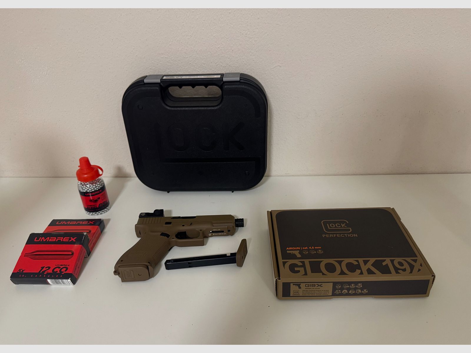 Umarex Glock 19X  Kit