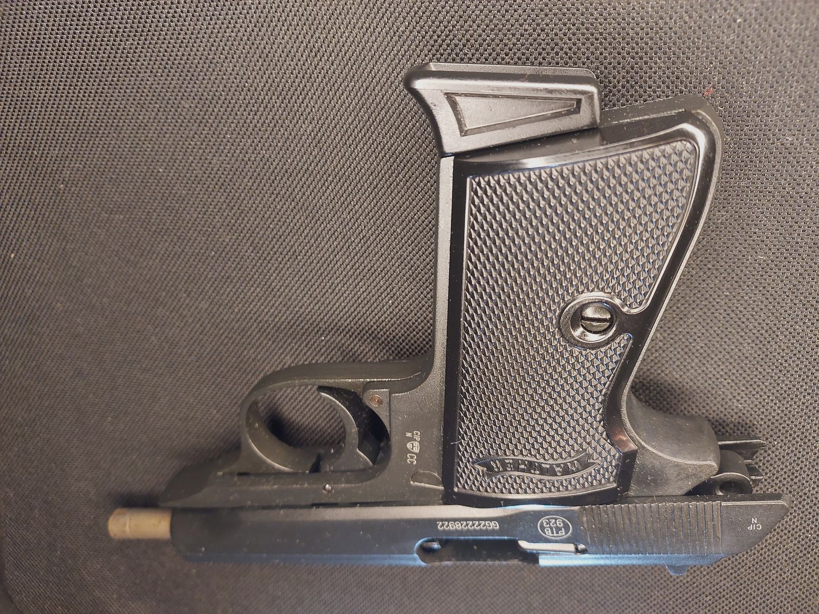 Walther PP Schreckschuss Pistole Kal. 9mm P.A.K. schwarz brüniert (PTB 923)