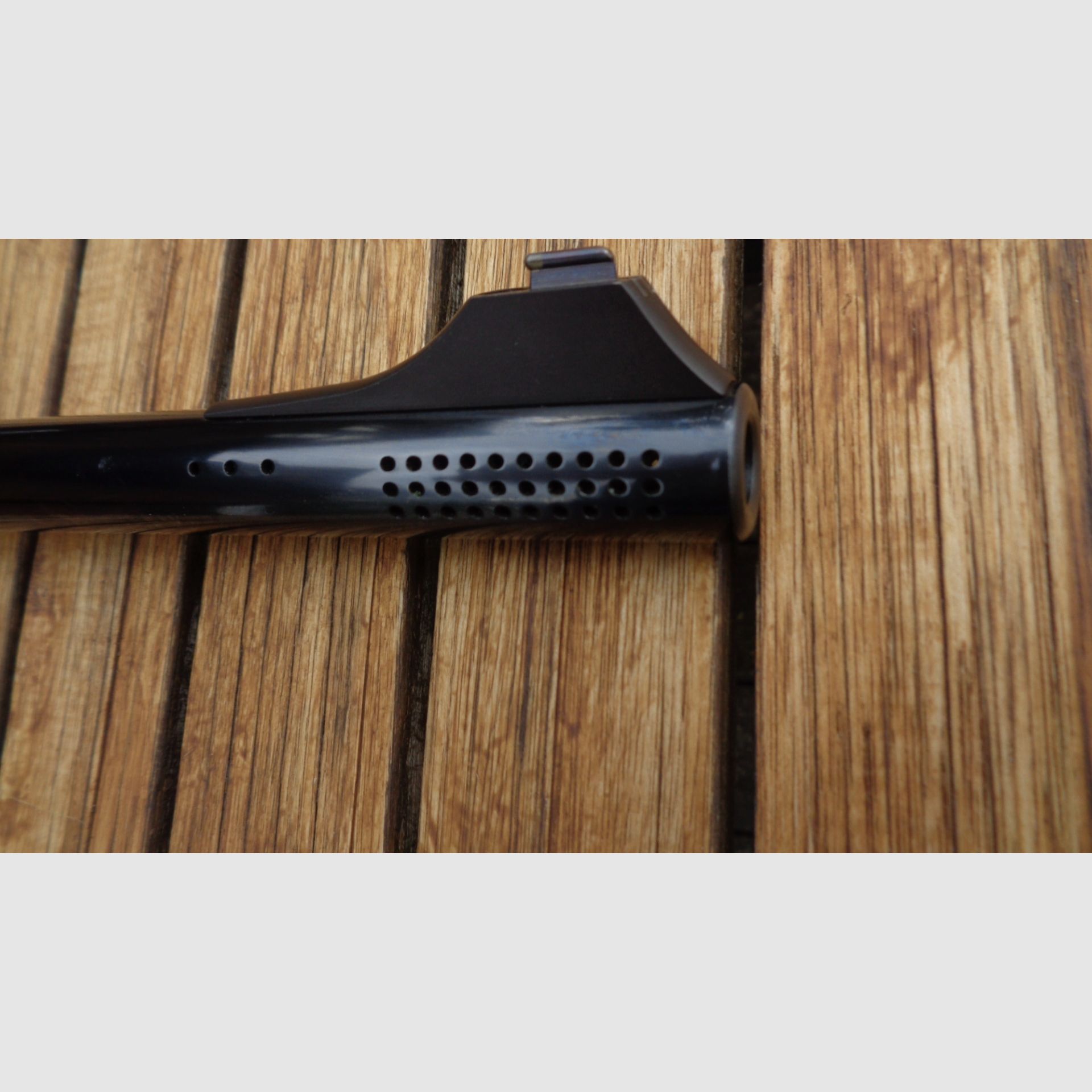Sauer 202 .375 H&H Europa Luxus E nitriertes Stahlgehäuse Eichenlaub-Gravur ausgesuchtem Nußbaumholz