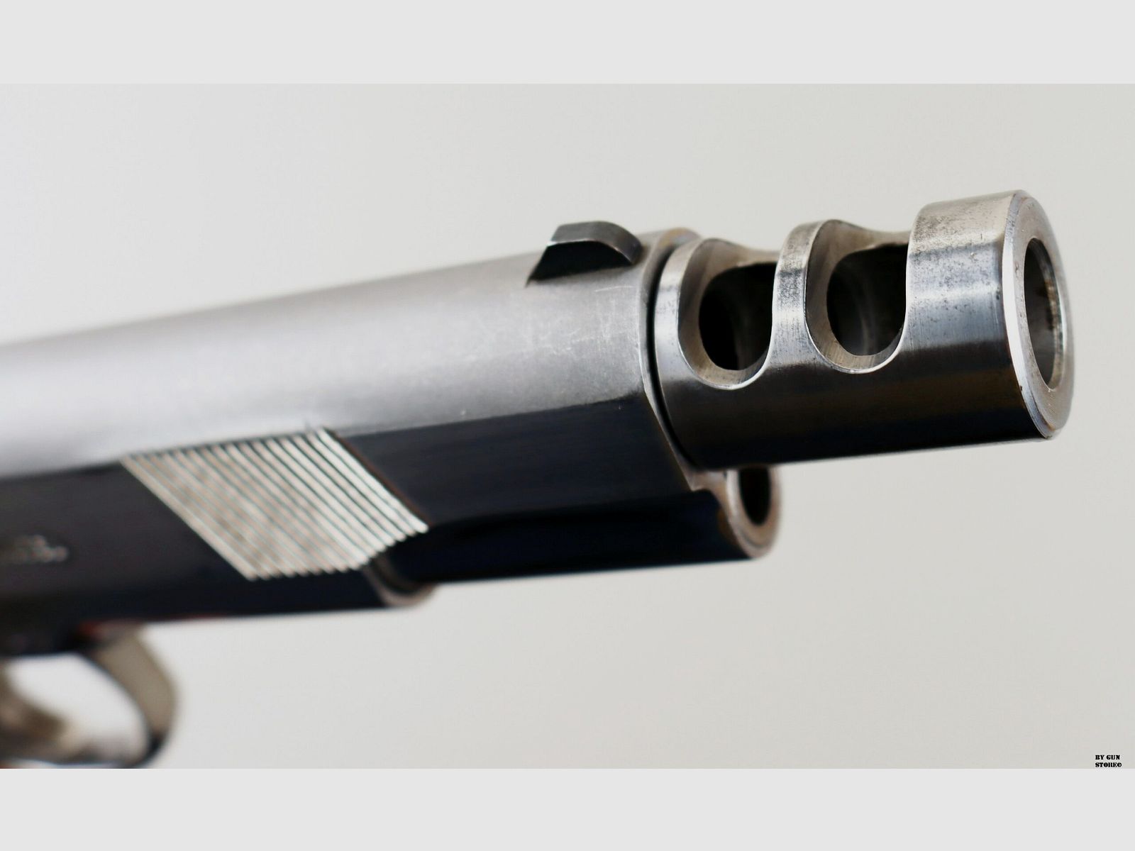 Pistolet Colt mod. MKIV Series 80 Custom cal. 45 HP n° de série SS44374, image 9 sur 11