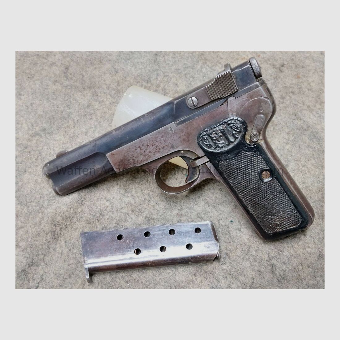 Langenhan / Suhl Army Pistol Model Self-Loader