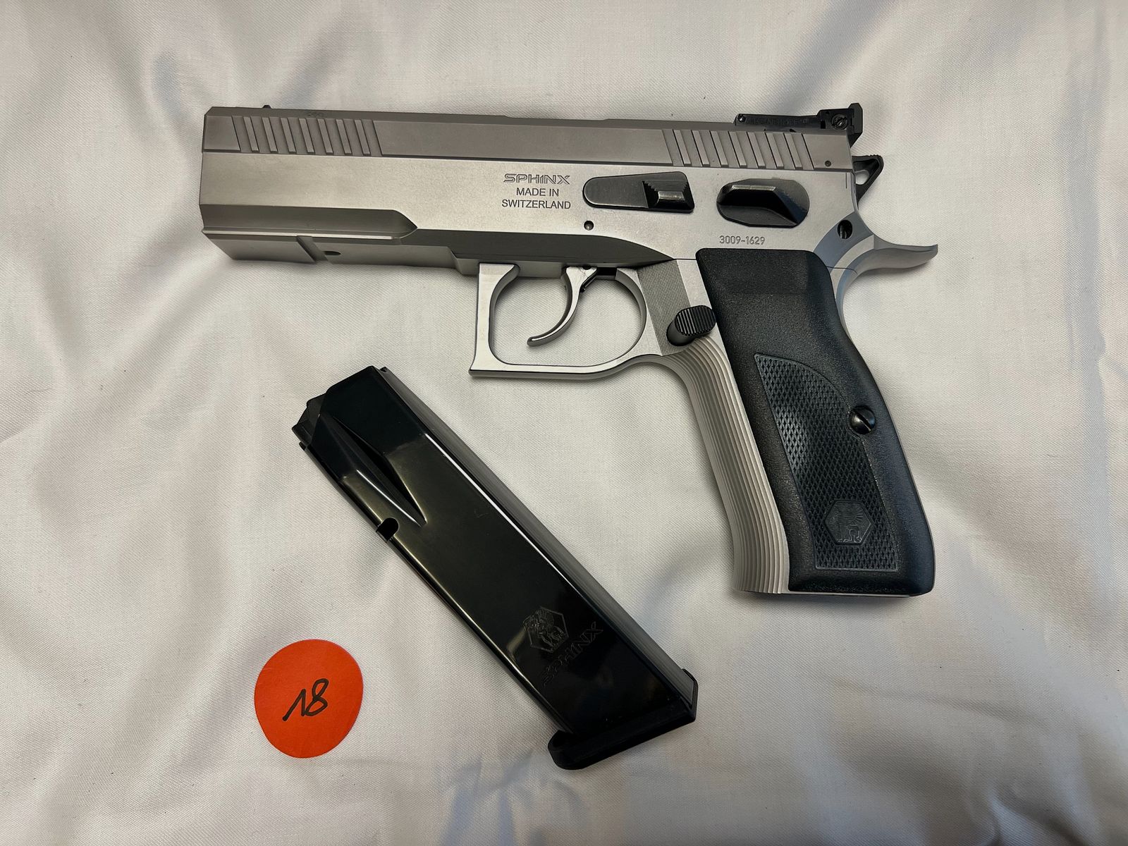 Sphinx 3000 Competition 9 mm Para – Pistool Kat. B, Stainless + 6 Magazines – Erbwaffe Vorarlberg, afbeelding 1 van 7