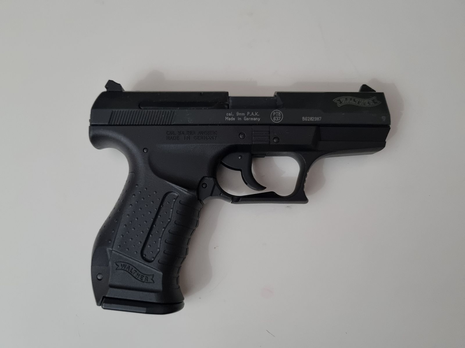 SSW Walther P99 9mm Knall