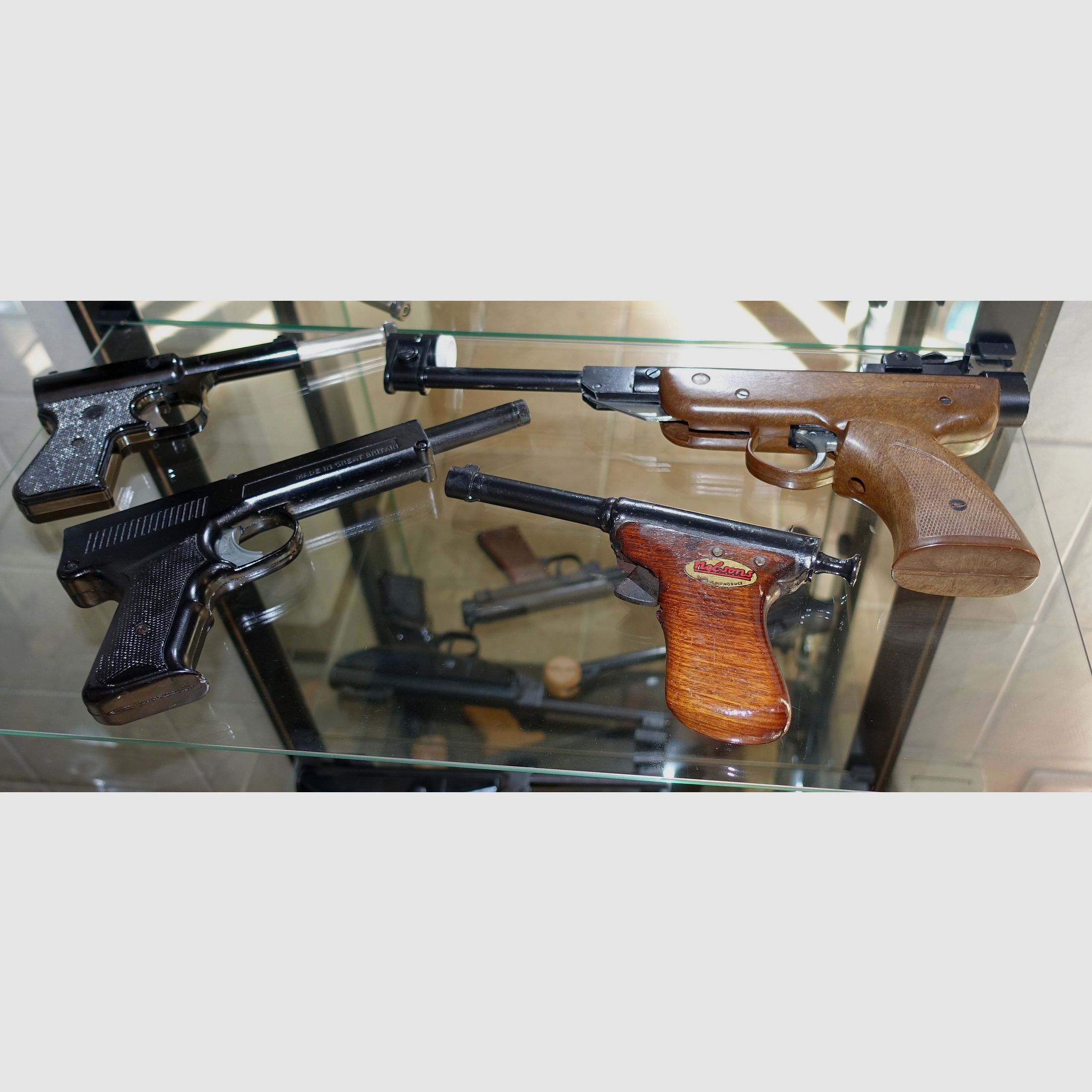 Luftpistolen Sammlung / 14 Stück / Walther Diana Umarex Lov Baikal Record usw.