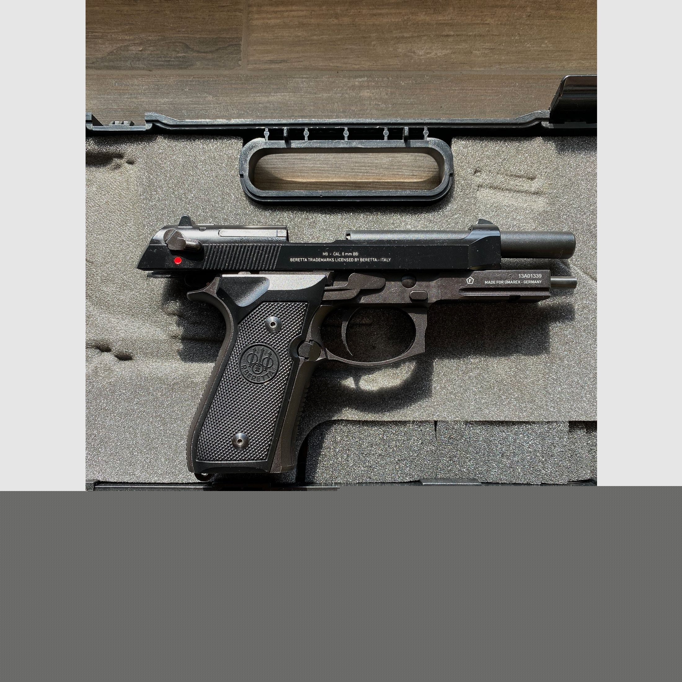 Beretta US M9A1 Softair Vollmetall GBB 6mm BB schwarz