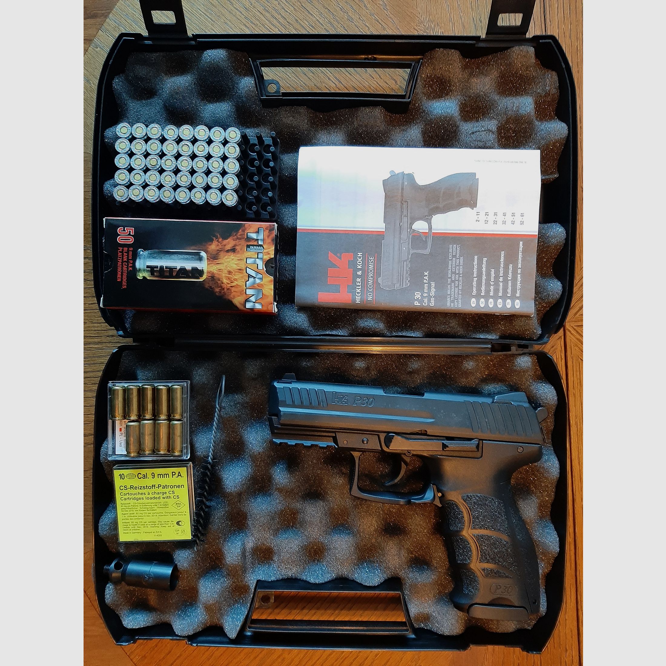 Schreckschußpistole Heckler & Koch P 30 9mm P.A.K. im Koffer mit Zubehör
