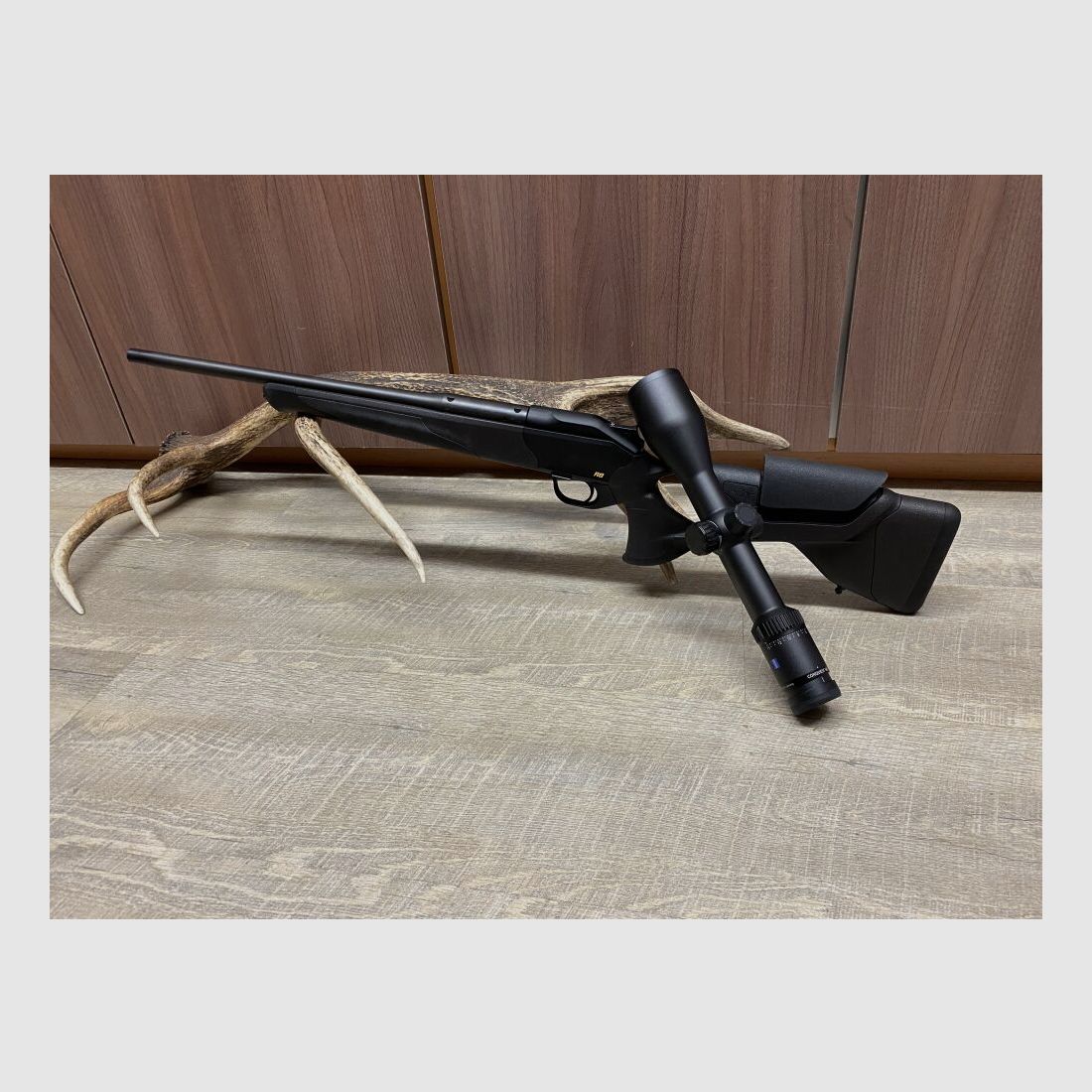 Blaser R8 Ultimate, with Zeiss Conquest V6 2.5-15x56, stock comb adjustment, short barrel