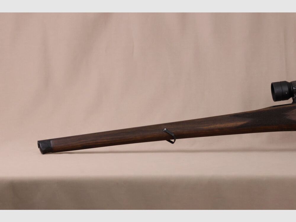 Frankonia Stutzen M98 // Sistema DWM // Aimpoint // senza mirini aperti