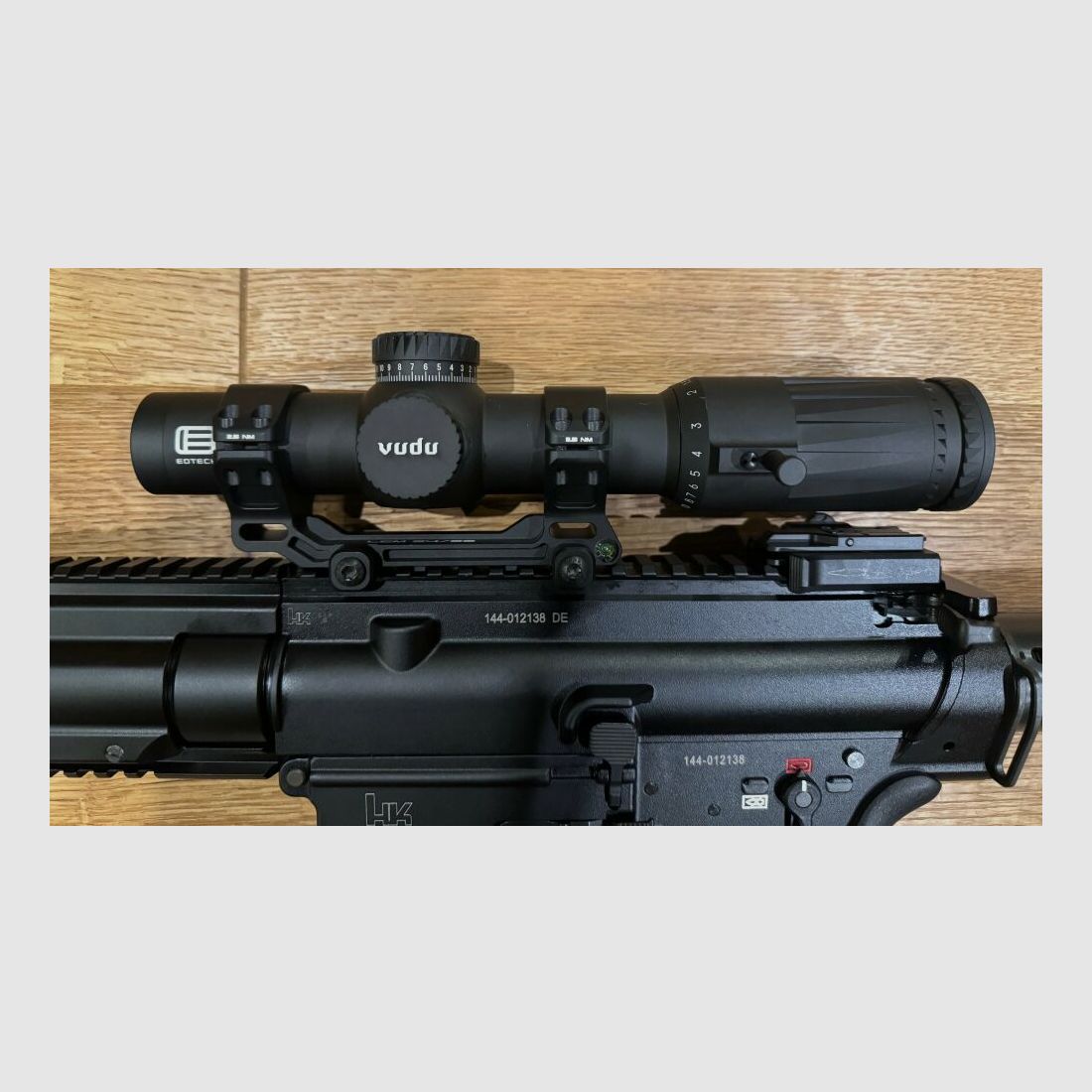 Heckler and Koch MR308 A3 Slimline 13" black incl. Eo-Tech VUDU scope