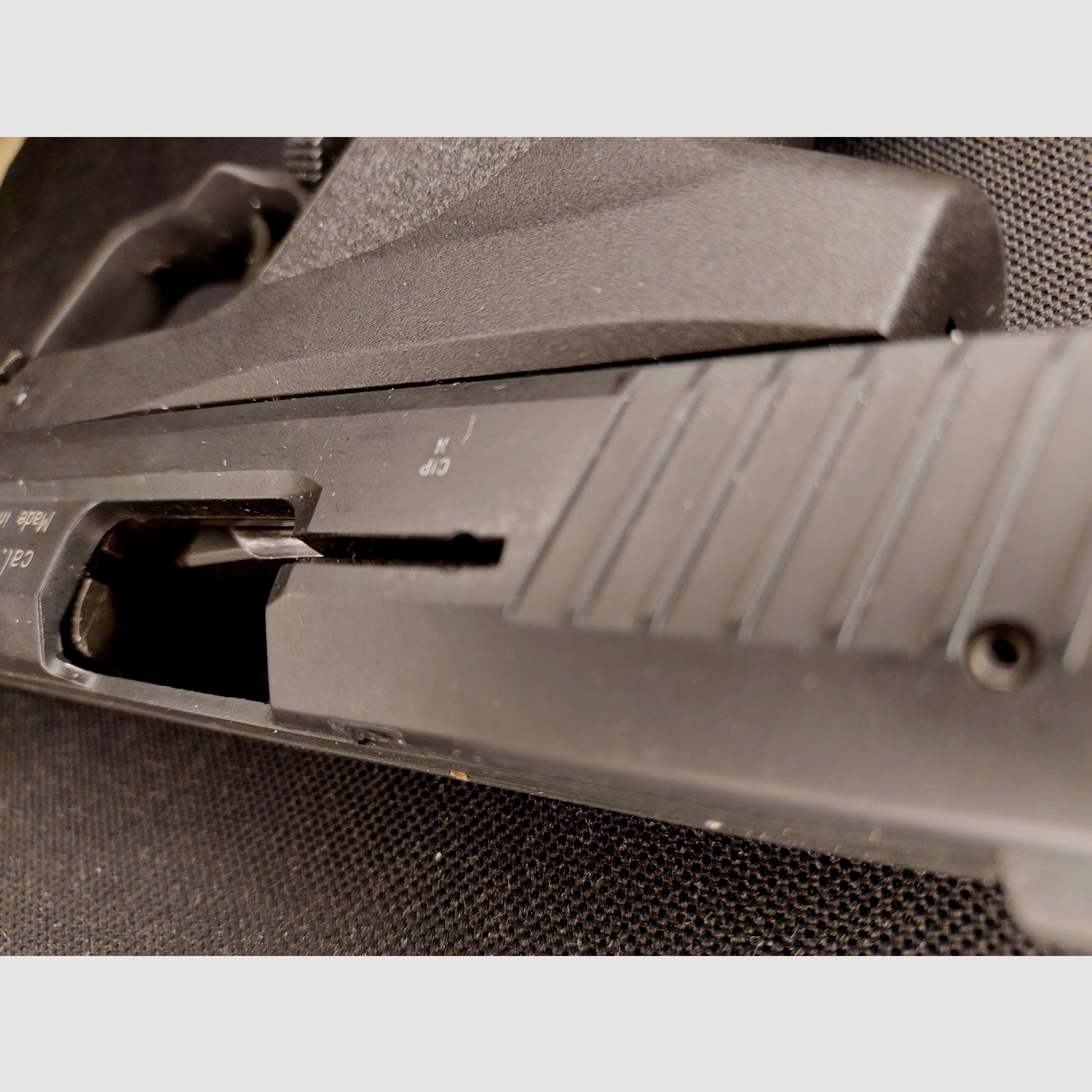 Röhm RG96 Match blank firing pistol blued cal. 9 mm P.A.K blued (PTB 699) RG 96 set with match attachment and 2 magazines